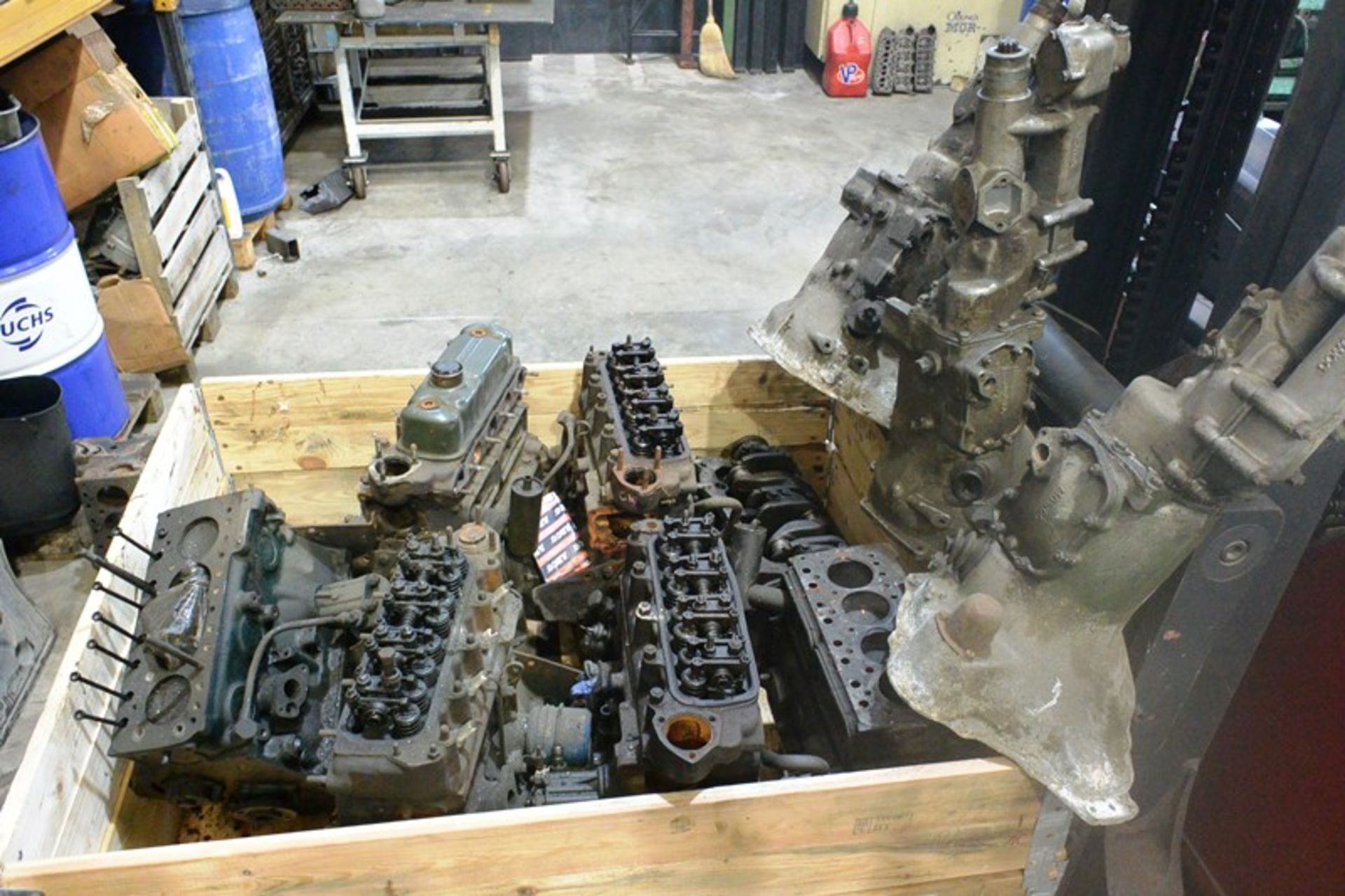 Stillage and contents including various Morris engine parts including one 803 engine, three 1098 - Image 2 of 7