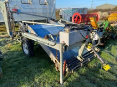 Tractor mounted 1.5m herb harvester with conveyor bed to side delivery (damaged)