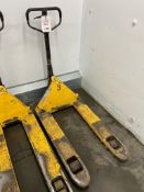 Pallet truck