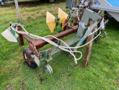 Farm made chemical applicator, tractor mounted