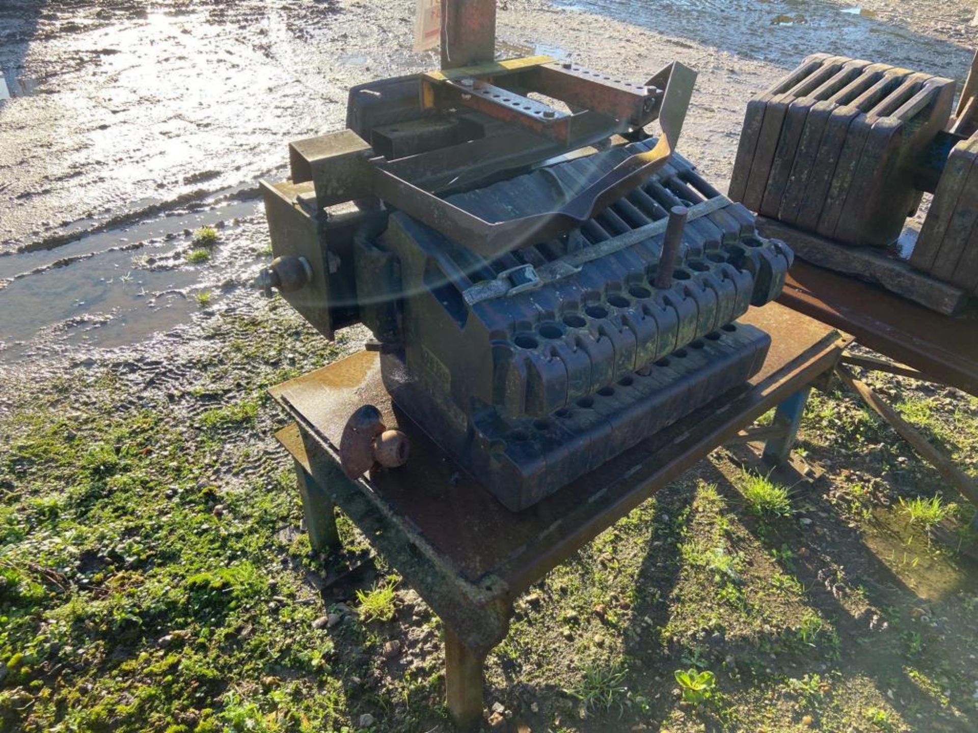 13 x 38 kg steyr tractor weights, on three point linkeage frame - Image 2 of 3