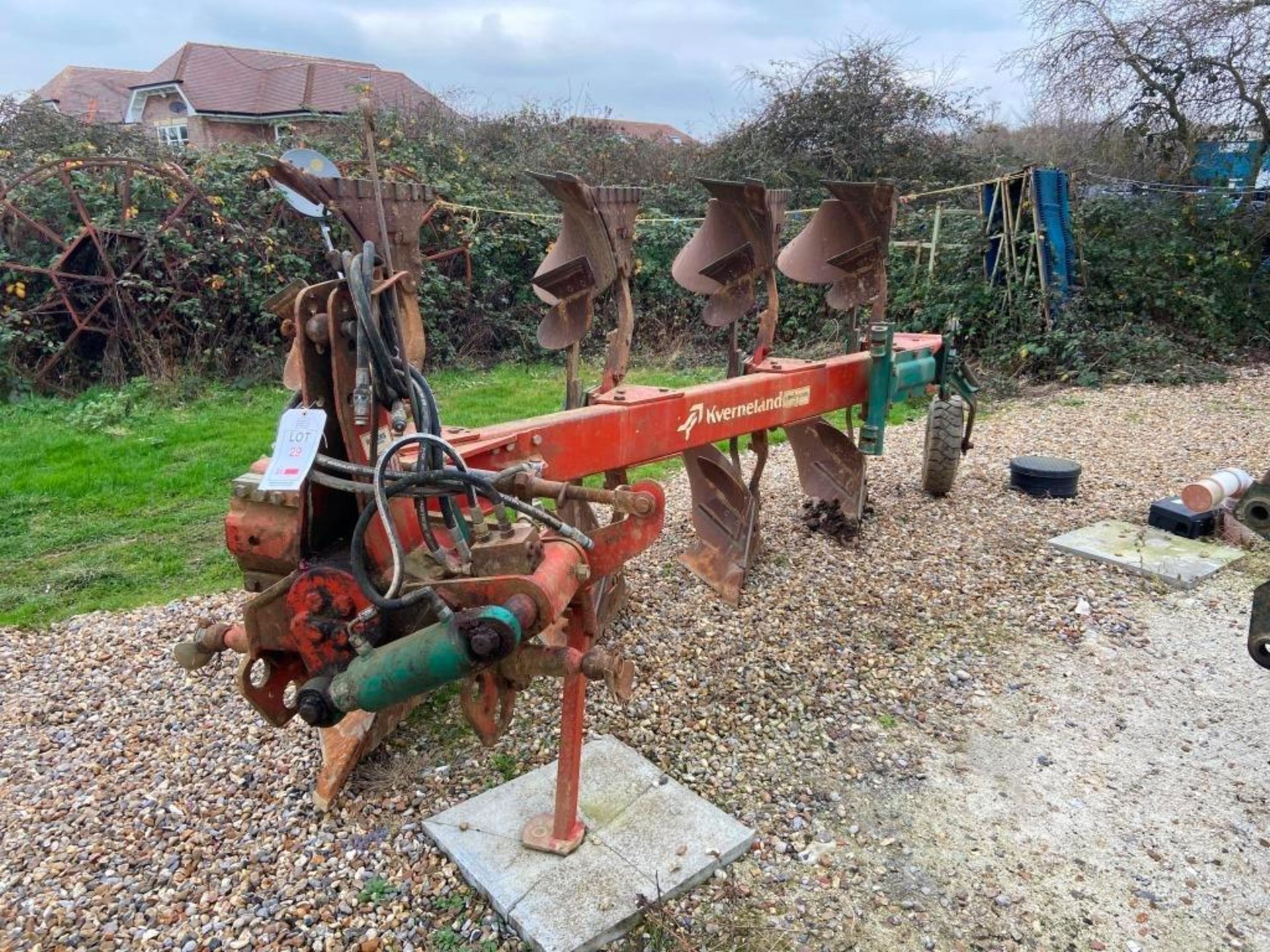 Kvernland 160 4 furrow reversible plough
