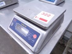 CSG Super-SS-15 bench top digital weigh scales