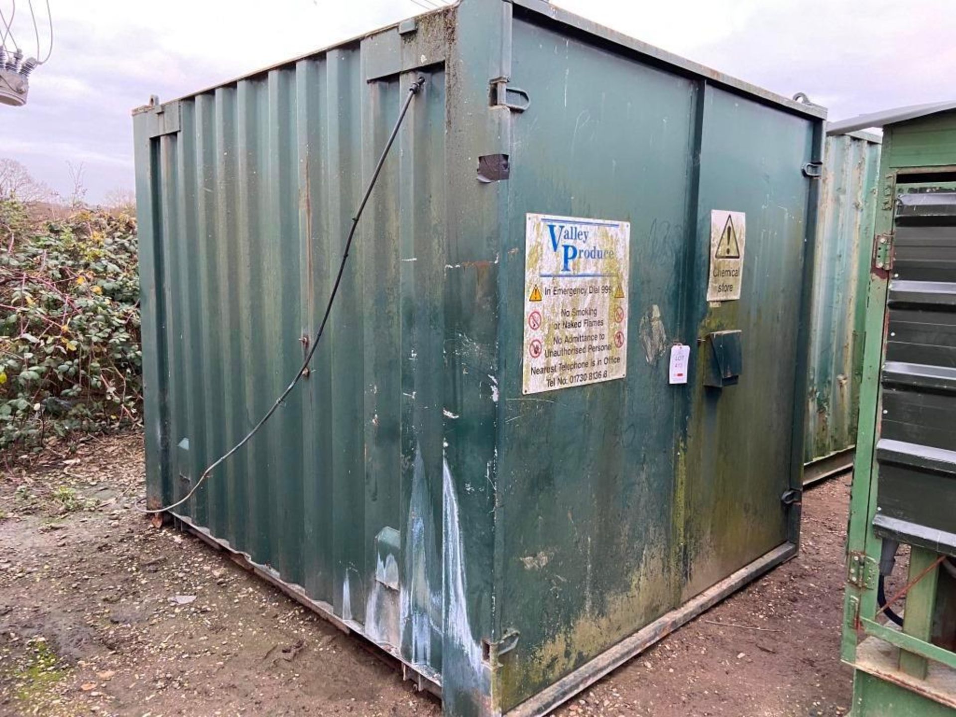 10x8ft chemicals container (contents not included)
