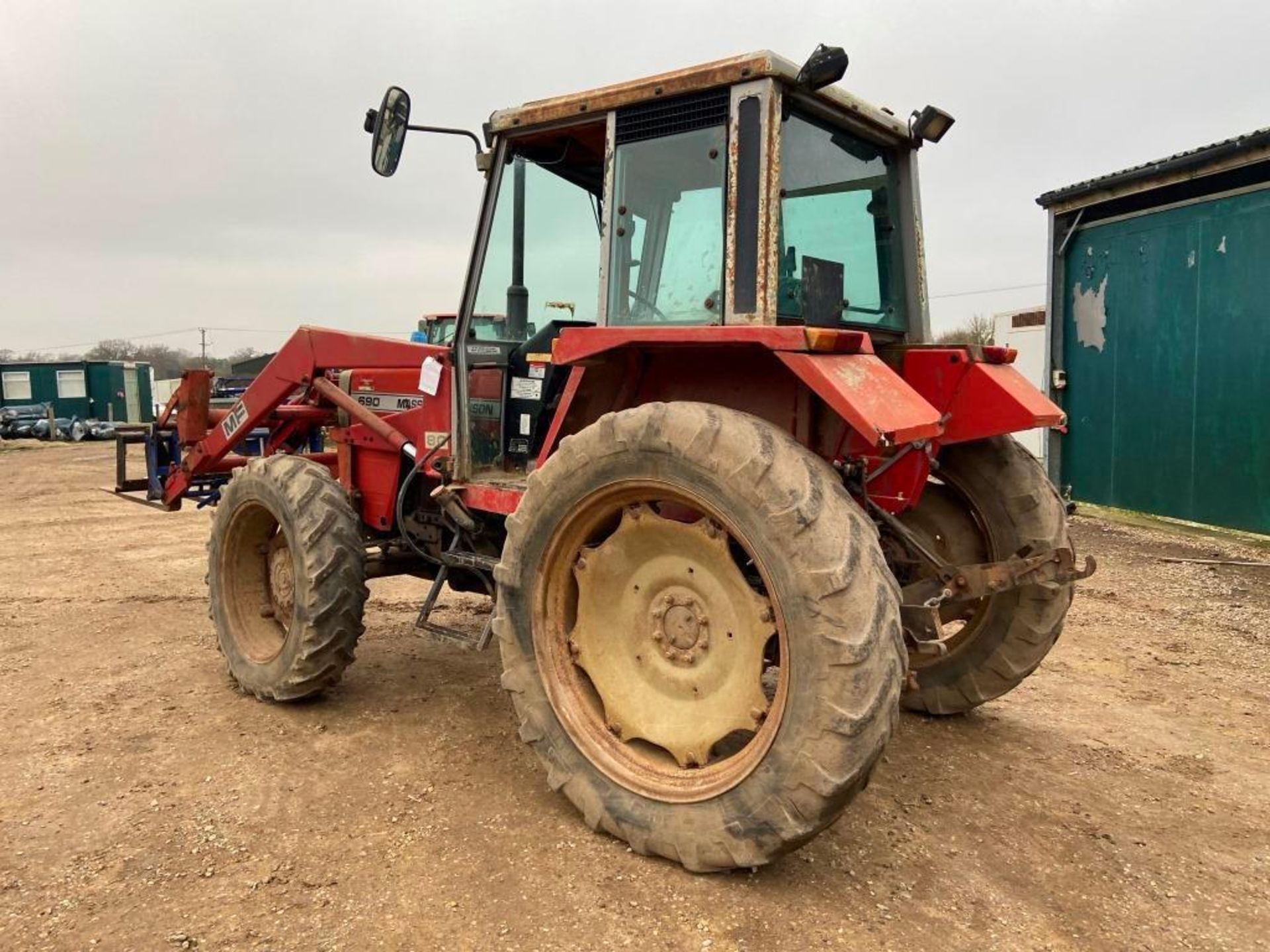 Massey Ferguson 690 tractor with front loader - Bild 3 aus 21