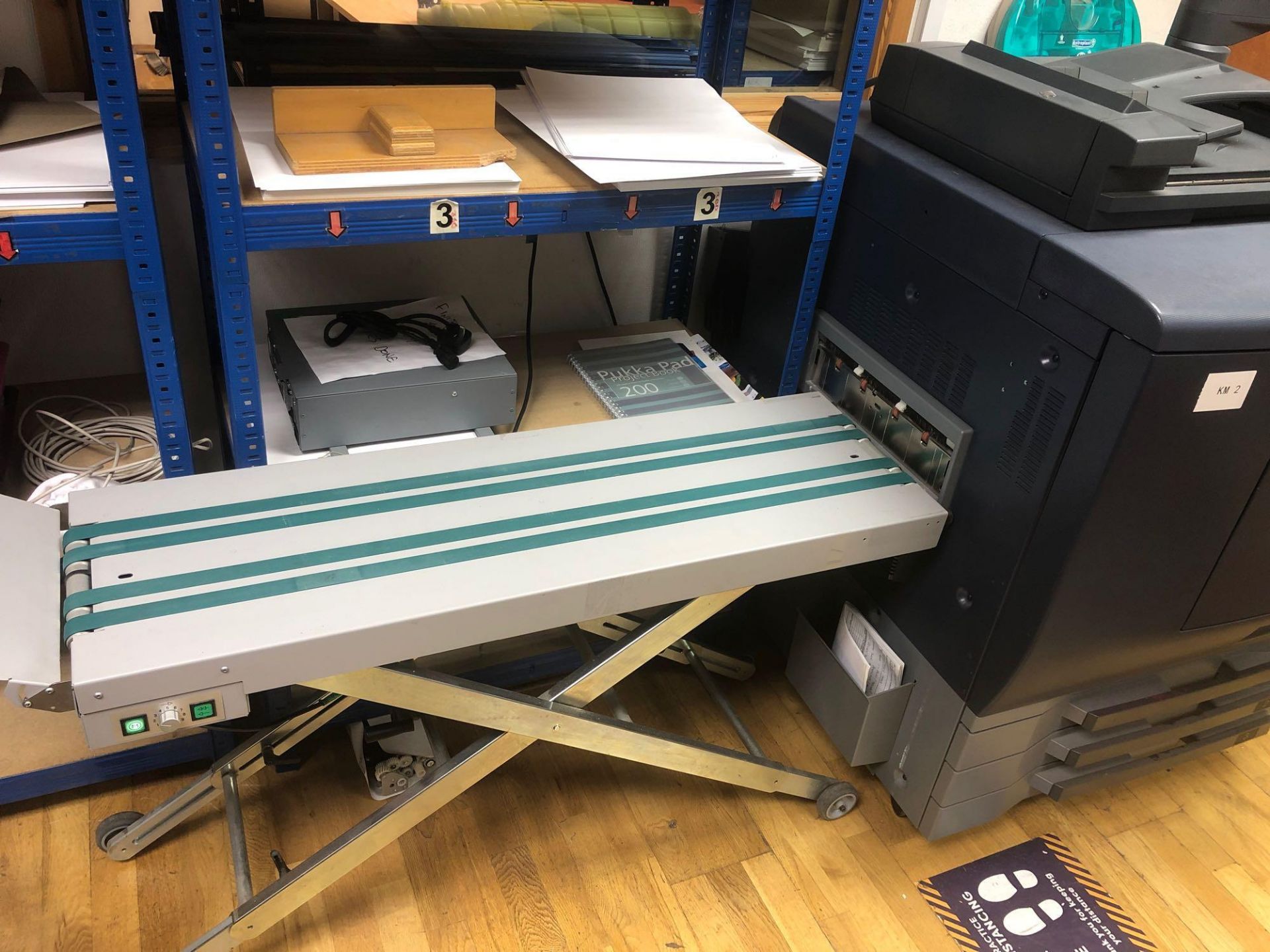 Konica Minolta bizhub PRO 6000L Digital printer c/w conveyor - Image 3 of 3