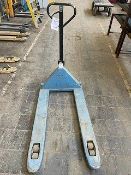 Pallet truck