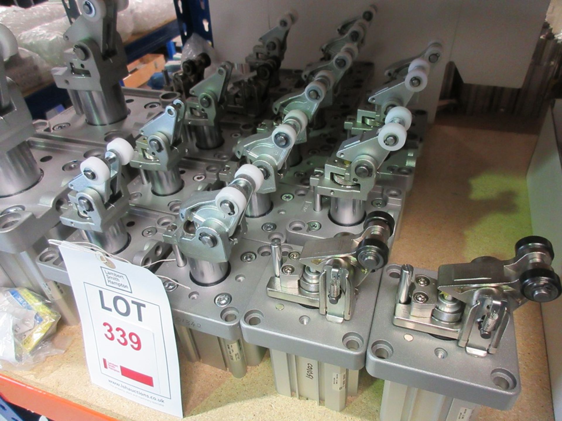 SMC cylinders, 20 off - Bild 2 aus 2