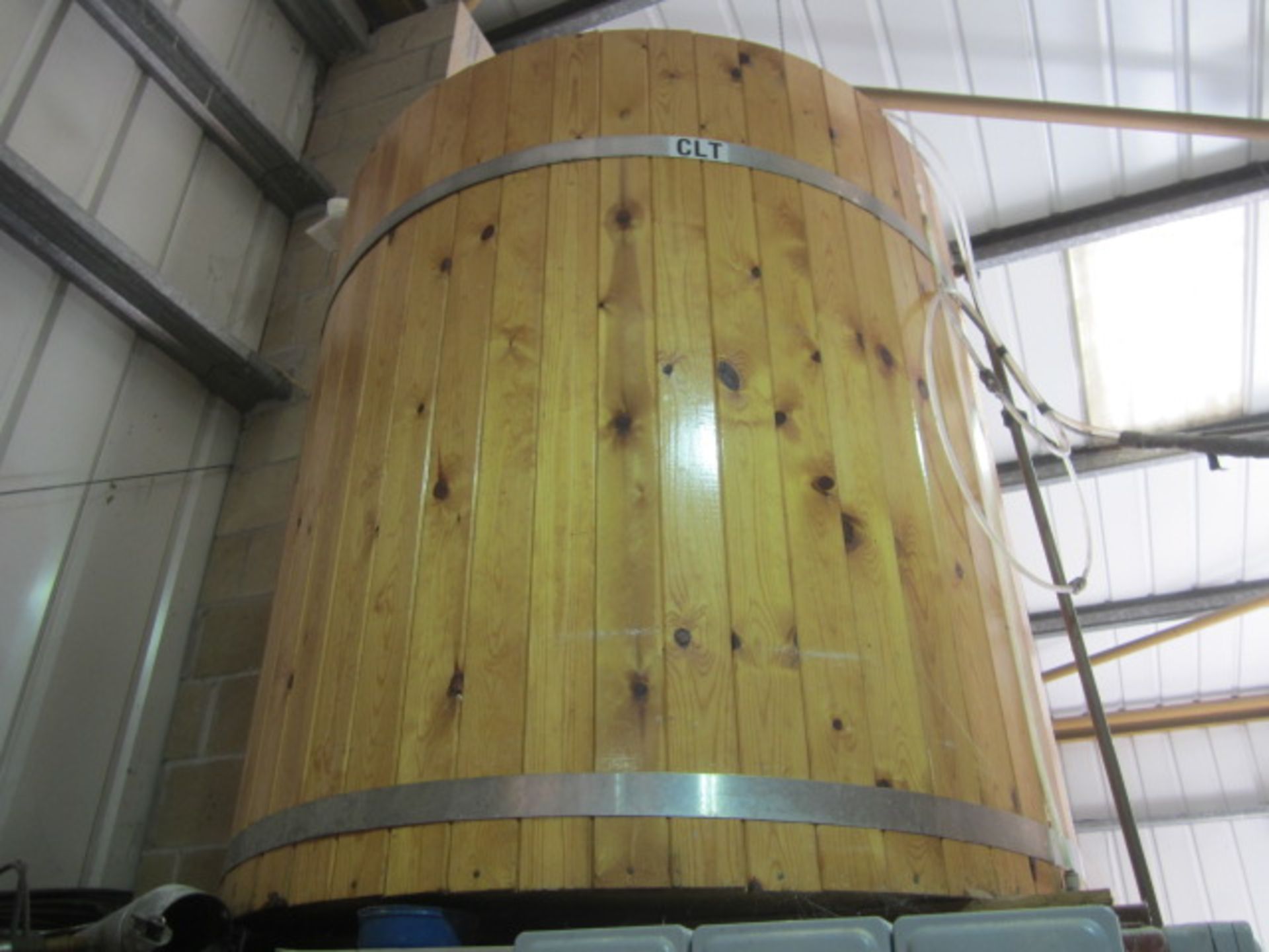 PBC Brewery Solutions stainless steel timber clad cold water tank for 6 barrel brewing system, - Image 2 of 2