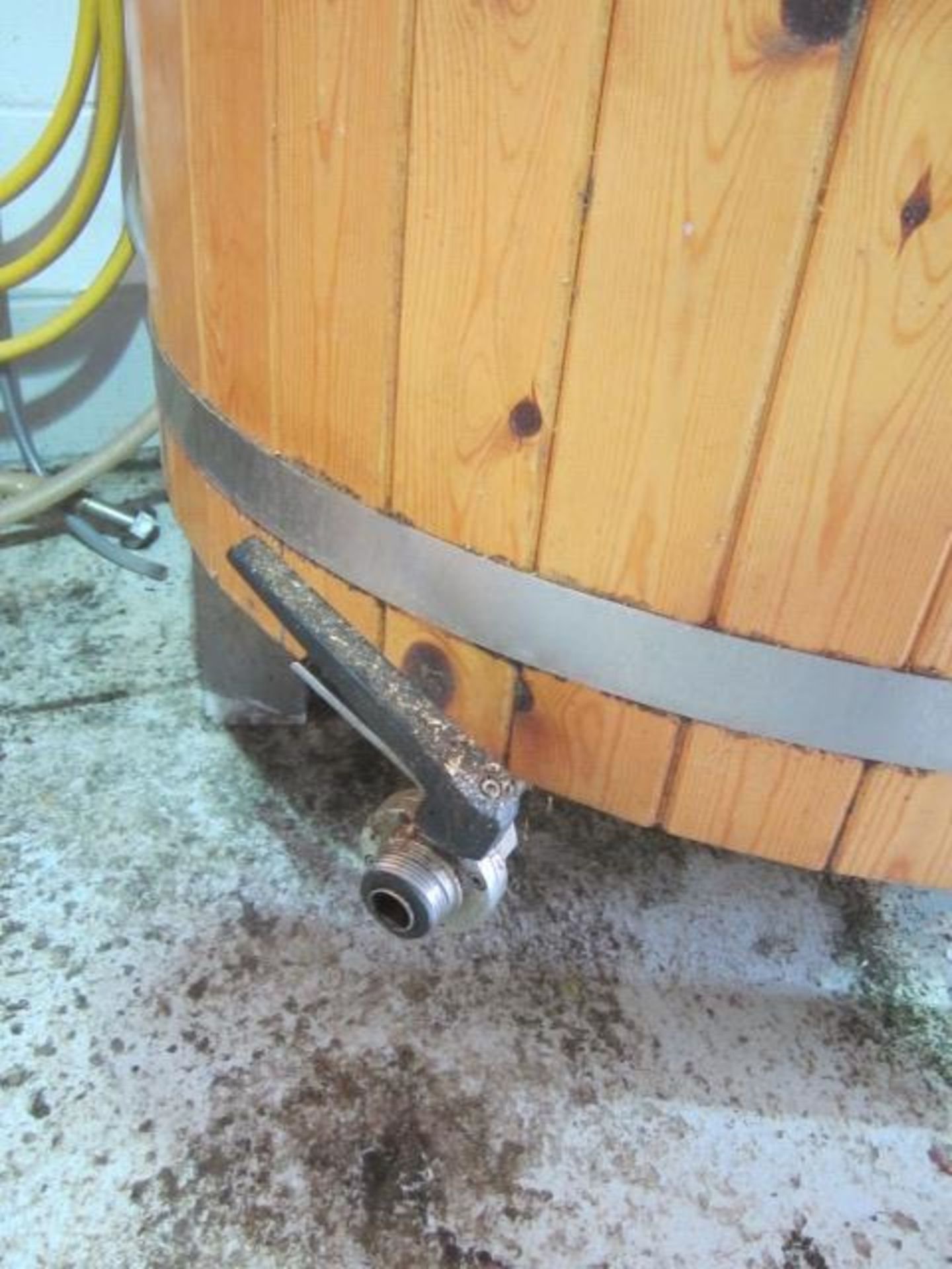 PBC Brewery Solutions stainless steel timber clad mash tun for 6 barrel brewing system on stand, - Image 3 of 3