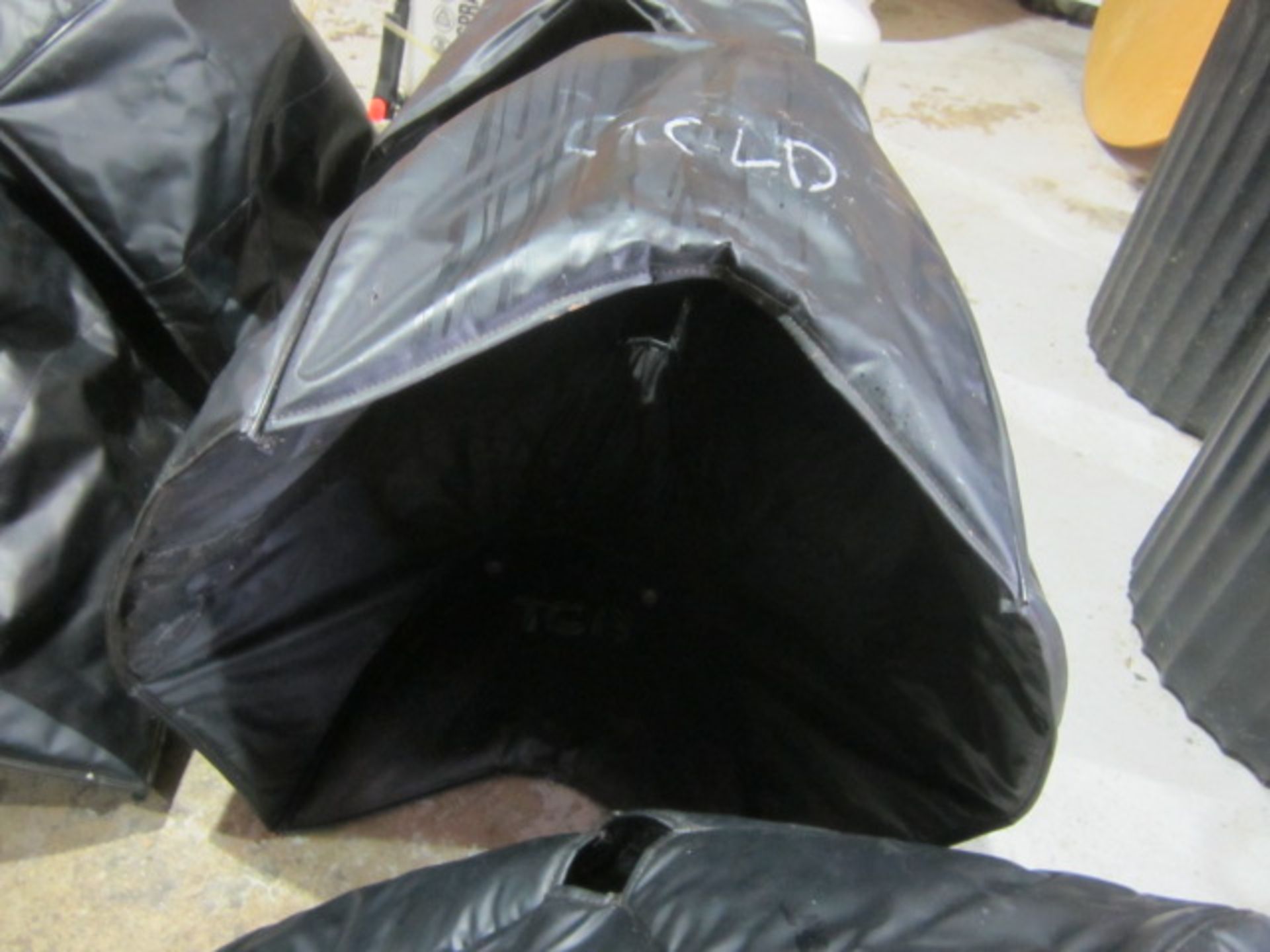 Six cask insulated jackets - Image 2 of 2