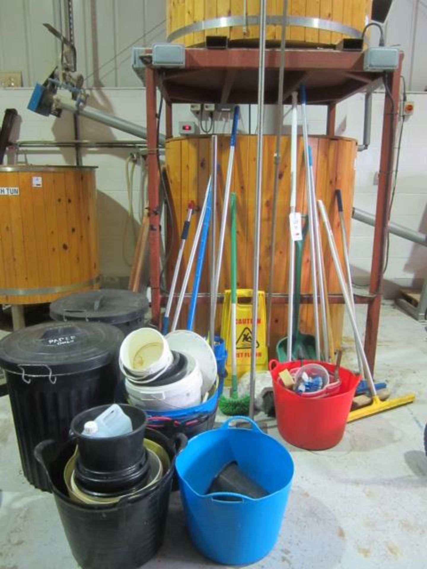 Quantity of assorted cleaning tools, to include brushes, spades, scrapers, buckets and two waste - Image 3 of 7