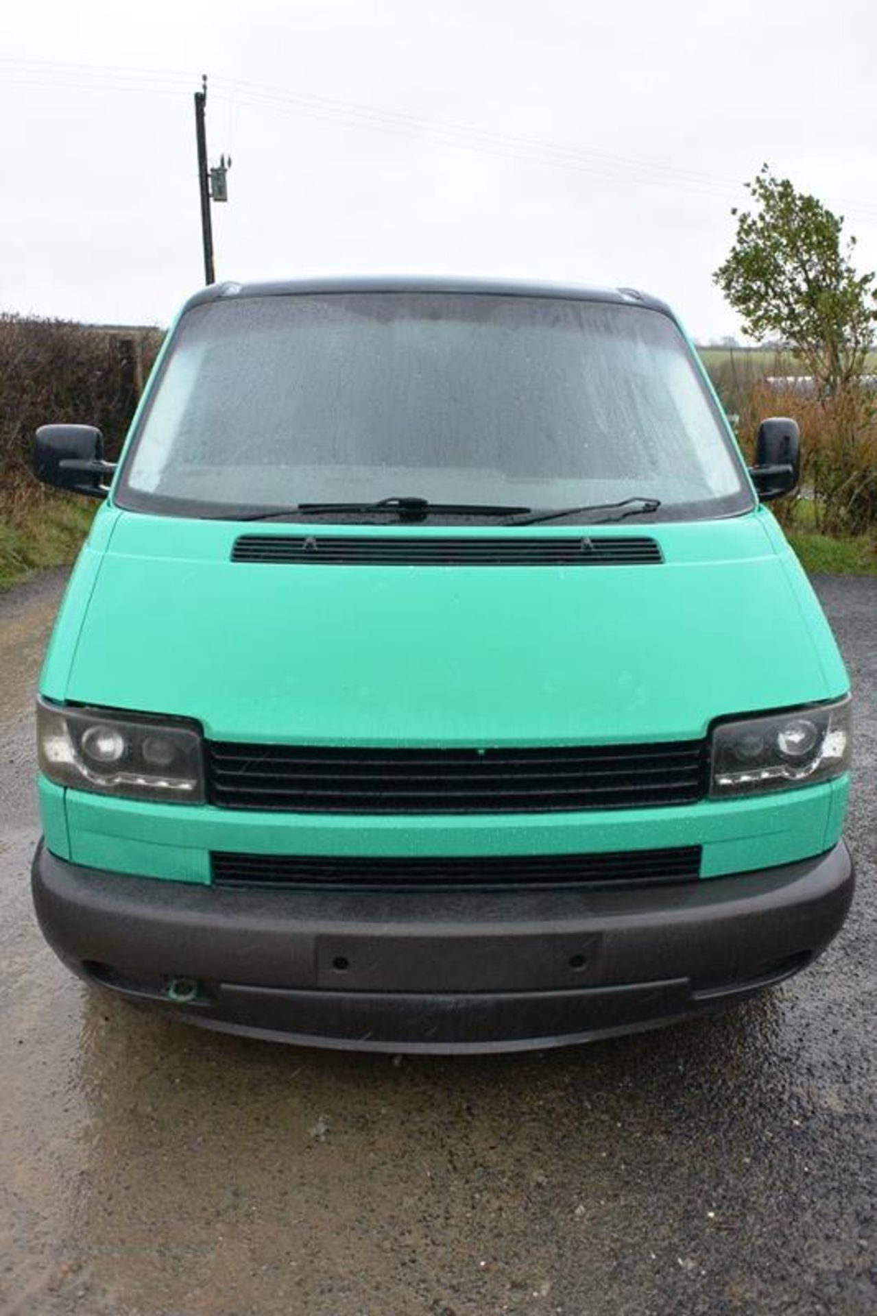 Volkswagen Transporter TDi LWB (2002) - Image 3 of 48