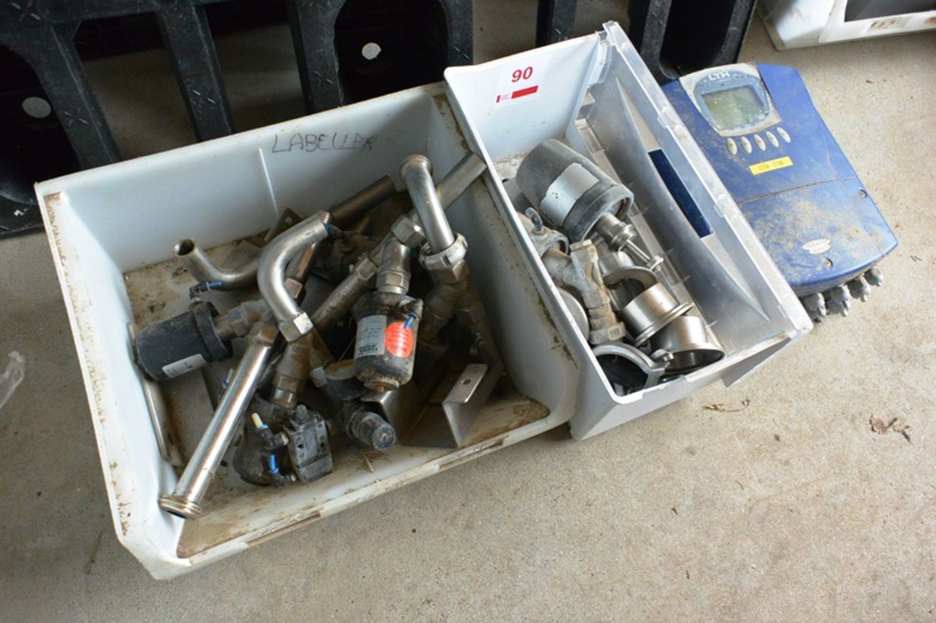 Quantity of process spare parts (as lotted)