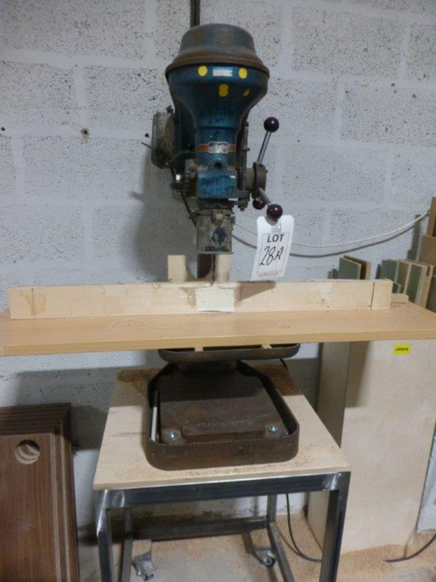 Meddings pedestal drill