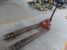 Pallet truck