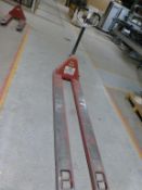 Pallet truck