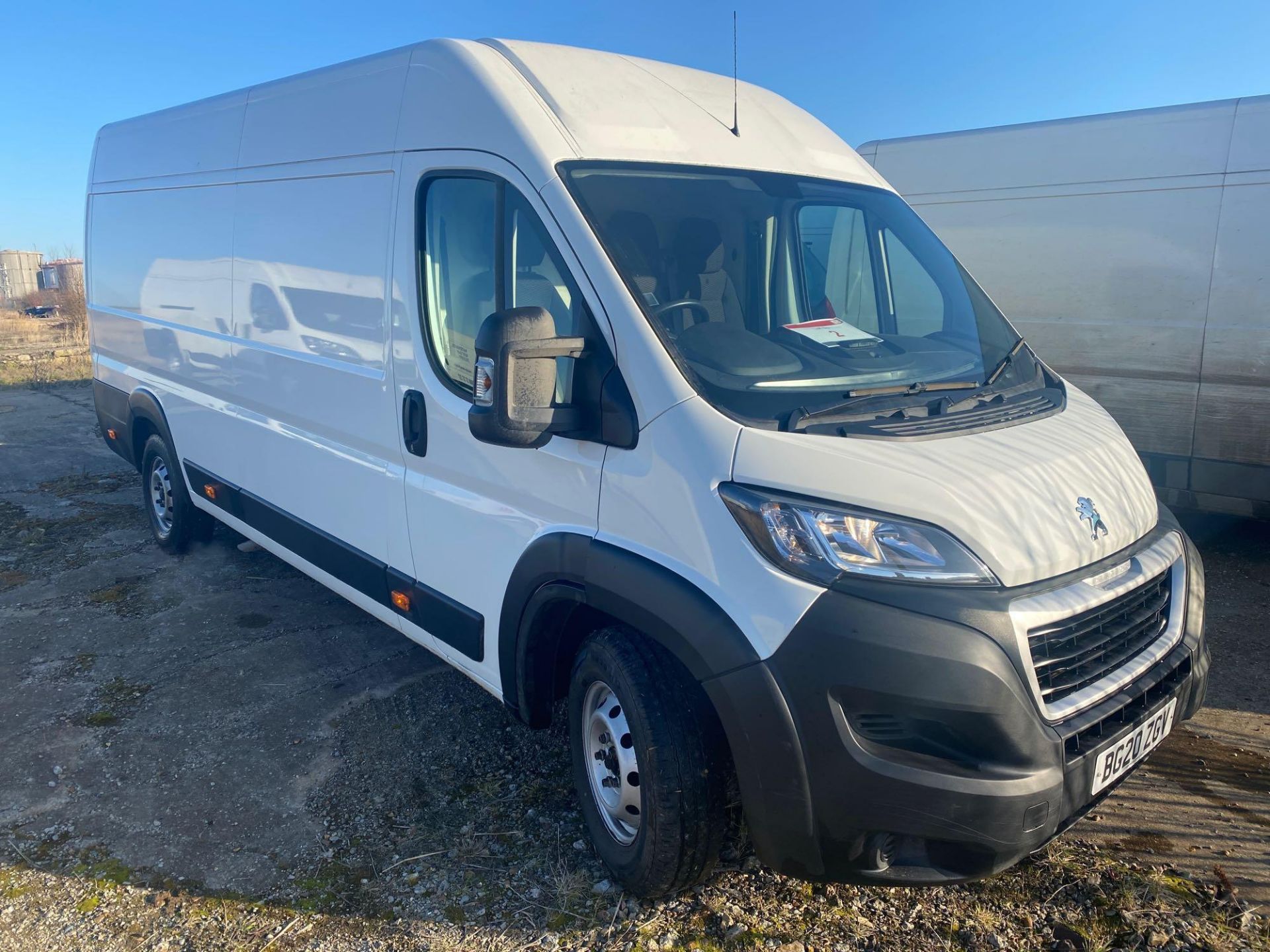 Peugeot Boxer 435 Pro L4 H2 blue Hdi medium roof diesel panel van, 2200cc, Registration No BG20 - Image 2 of 12