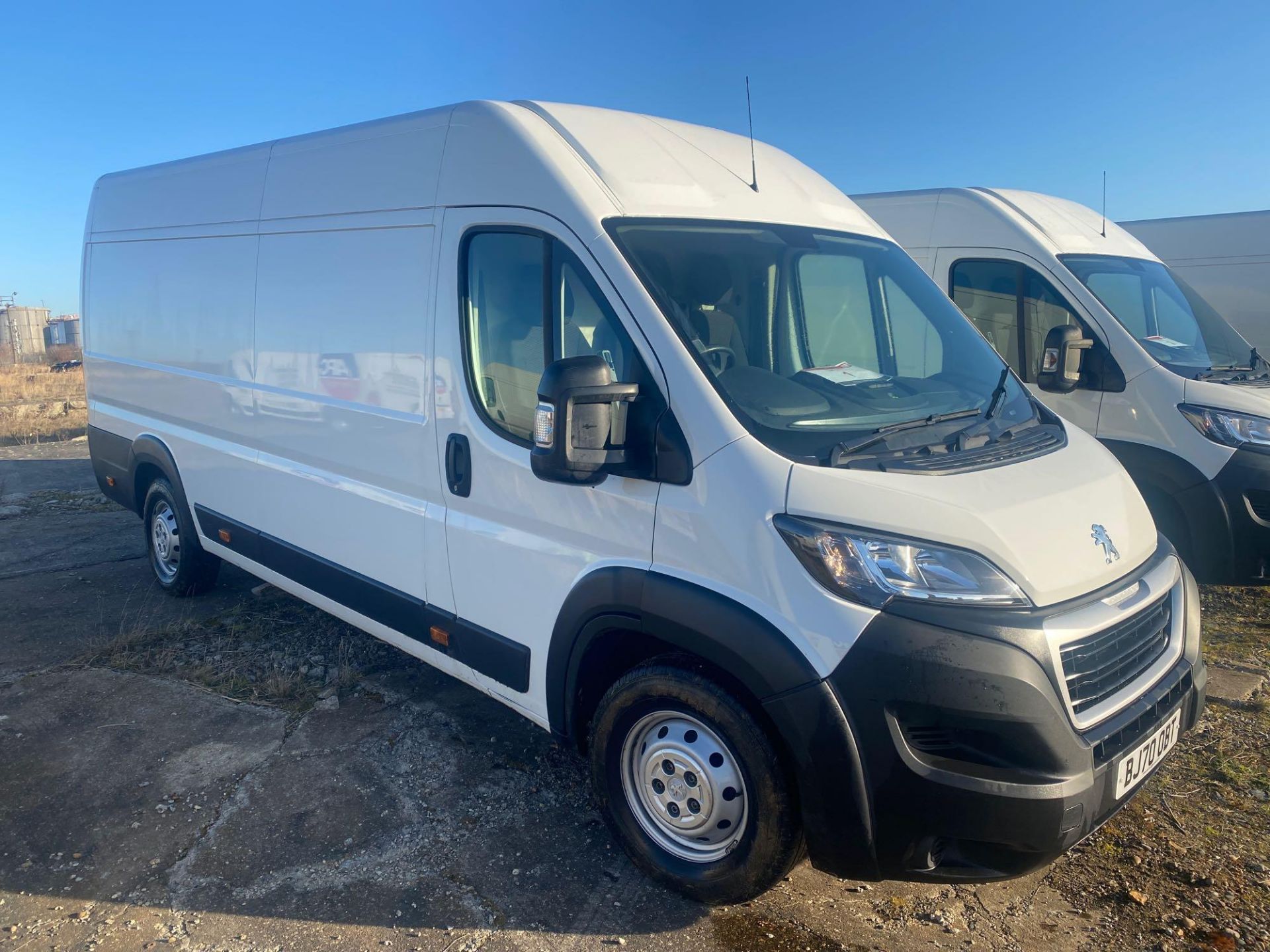 Peugeot Boxer 435 Pro L4 H2 Blue Hdi medium roof diesel panel van, 2200cc, Registration No. BJ70 - Image 2 of 11