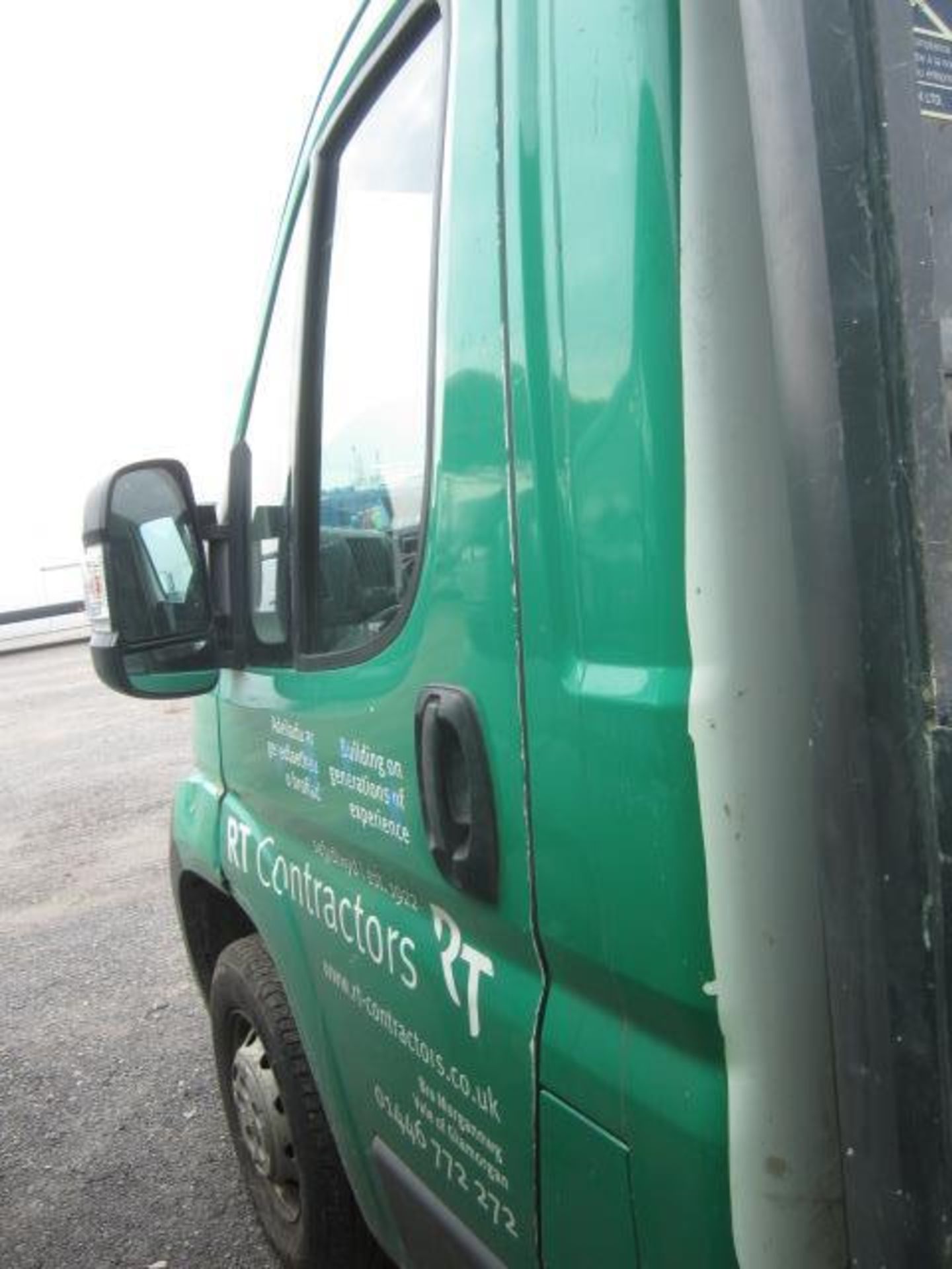 Citroen Relay 35 L3 2.2Hdi dropside, 99bhp Registration: YY64 GGX Recorded mileage: 90,068 MOT: 20/ - Image 11 of 20