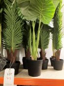 Quantity (13) of artificial plants