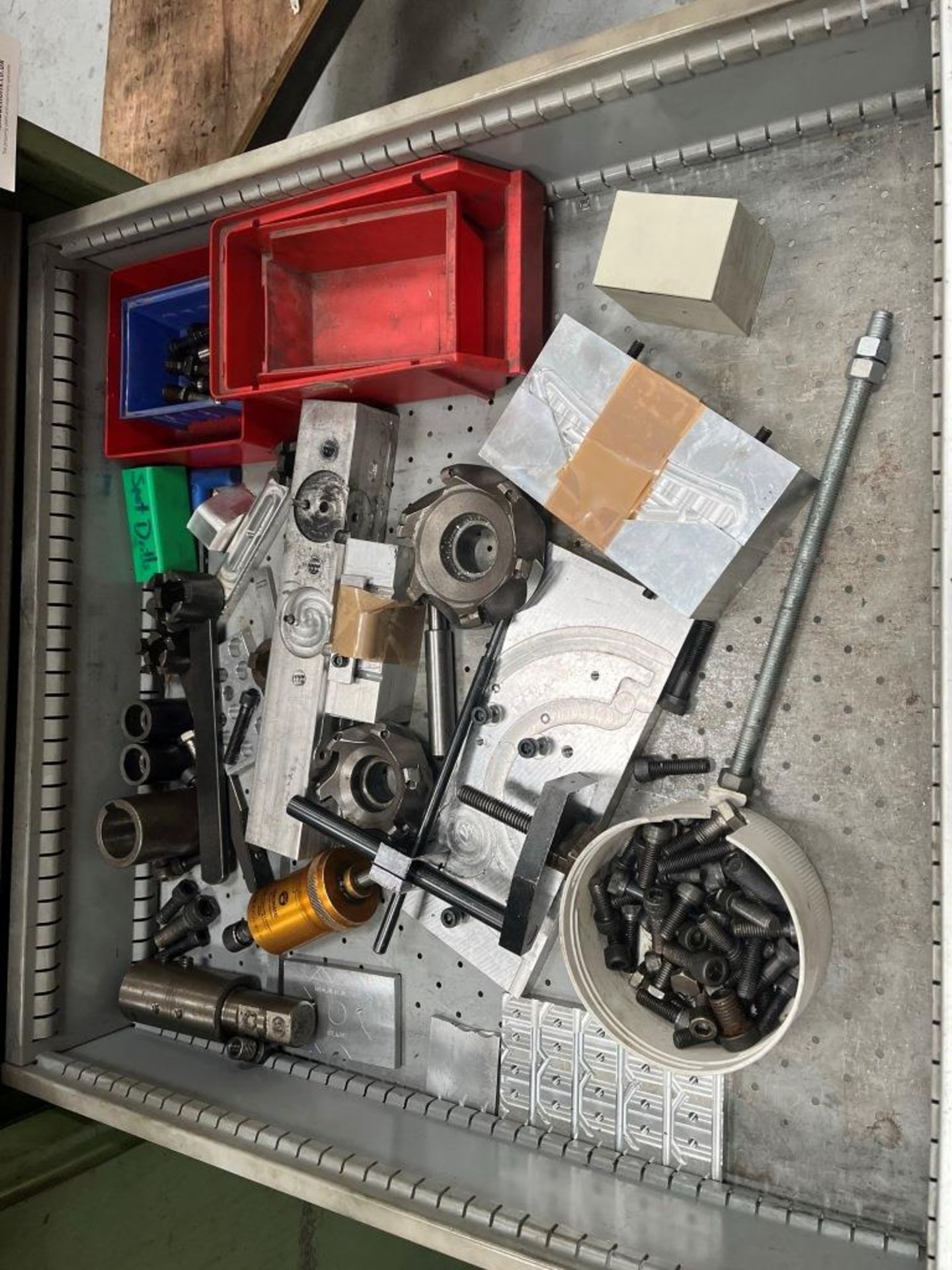 Assorted tooling suitable for a XYZ SMX3500 mill - Image 11 of 13