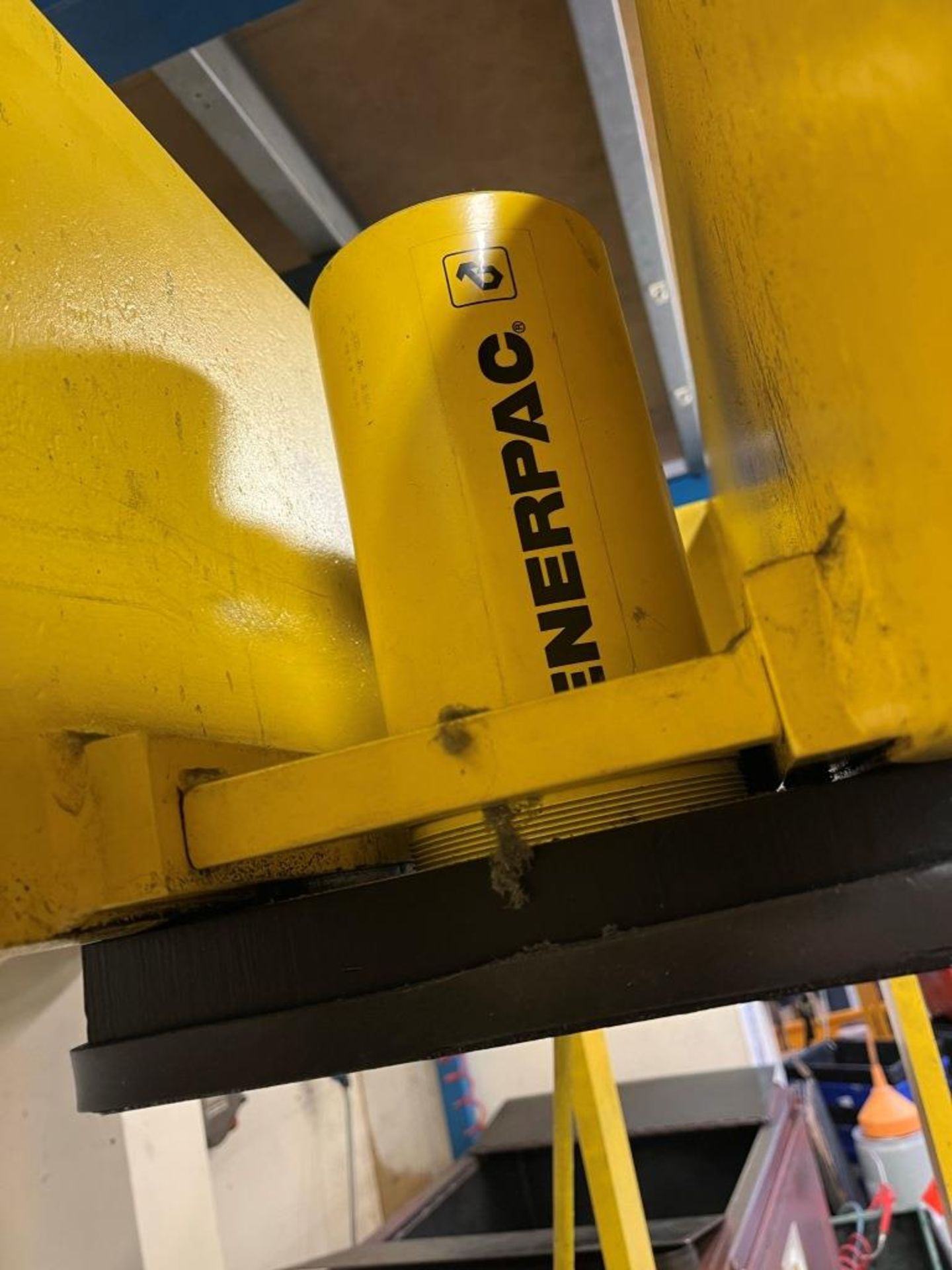 Enerpac VLP 50 ton hydraulic press, Please note: A work Method Statement and Risk Assessment must be - Image 4 of 5