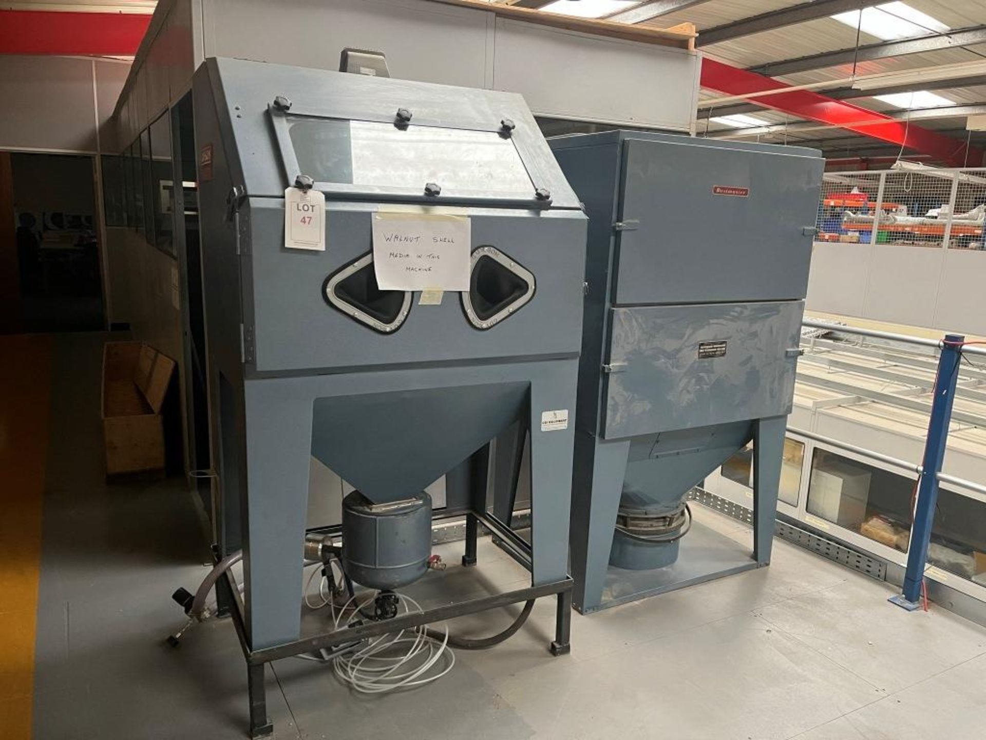 Guyson Super6 shot blaster with Dust Master dust collector, Lot located on mezzanine and buyer to