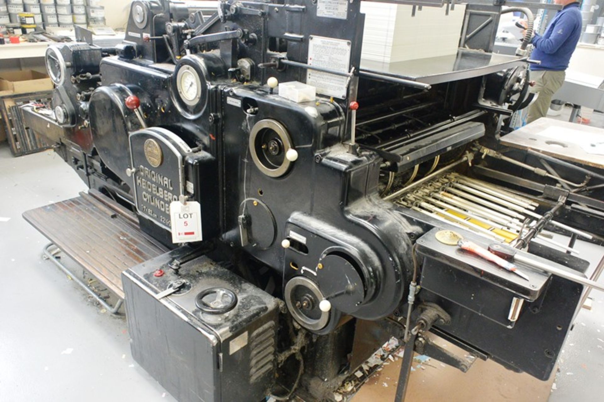 Original Heidelberg cylinder cutting and creasing press, serial no. SBB31451, 57 x 82cm (Please - Image 4 of 9