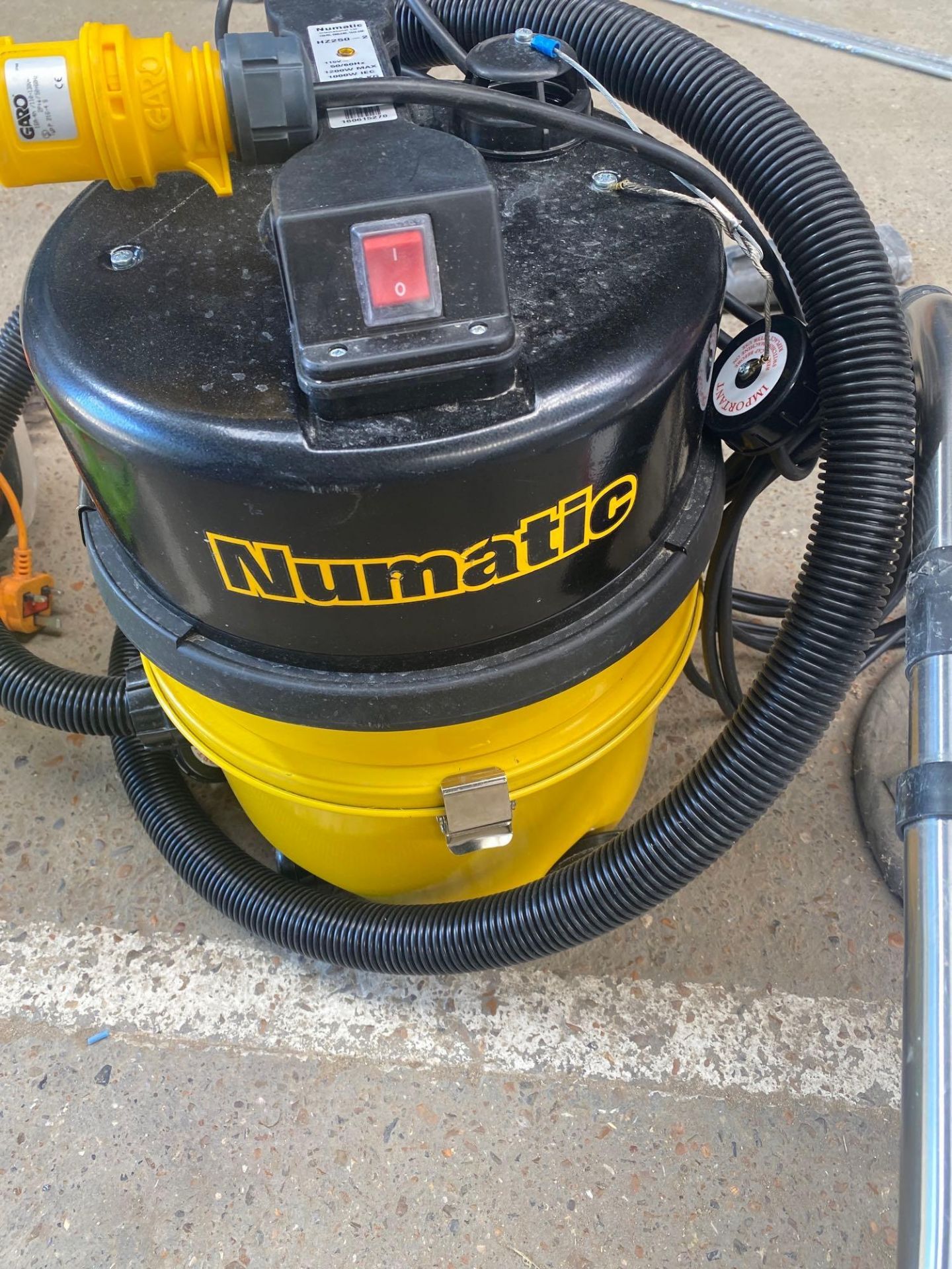 Numatic HZ 250 110V vacuum cleaner