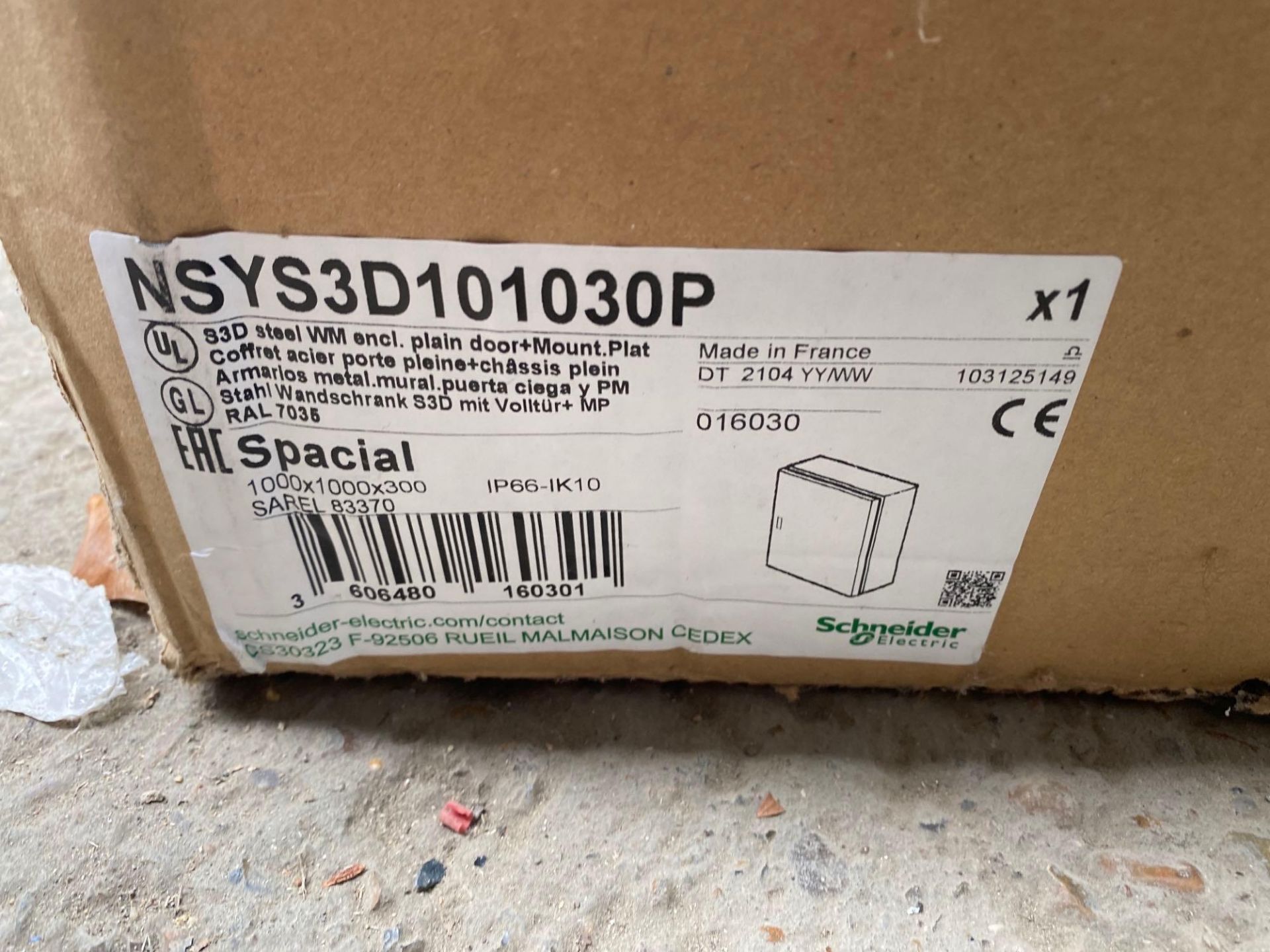 Schneider Electric NSYS3D101030P electrical box (boxed) - Image 3 of 3
