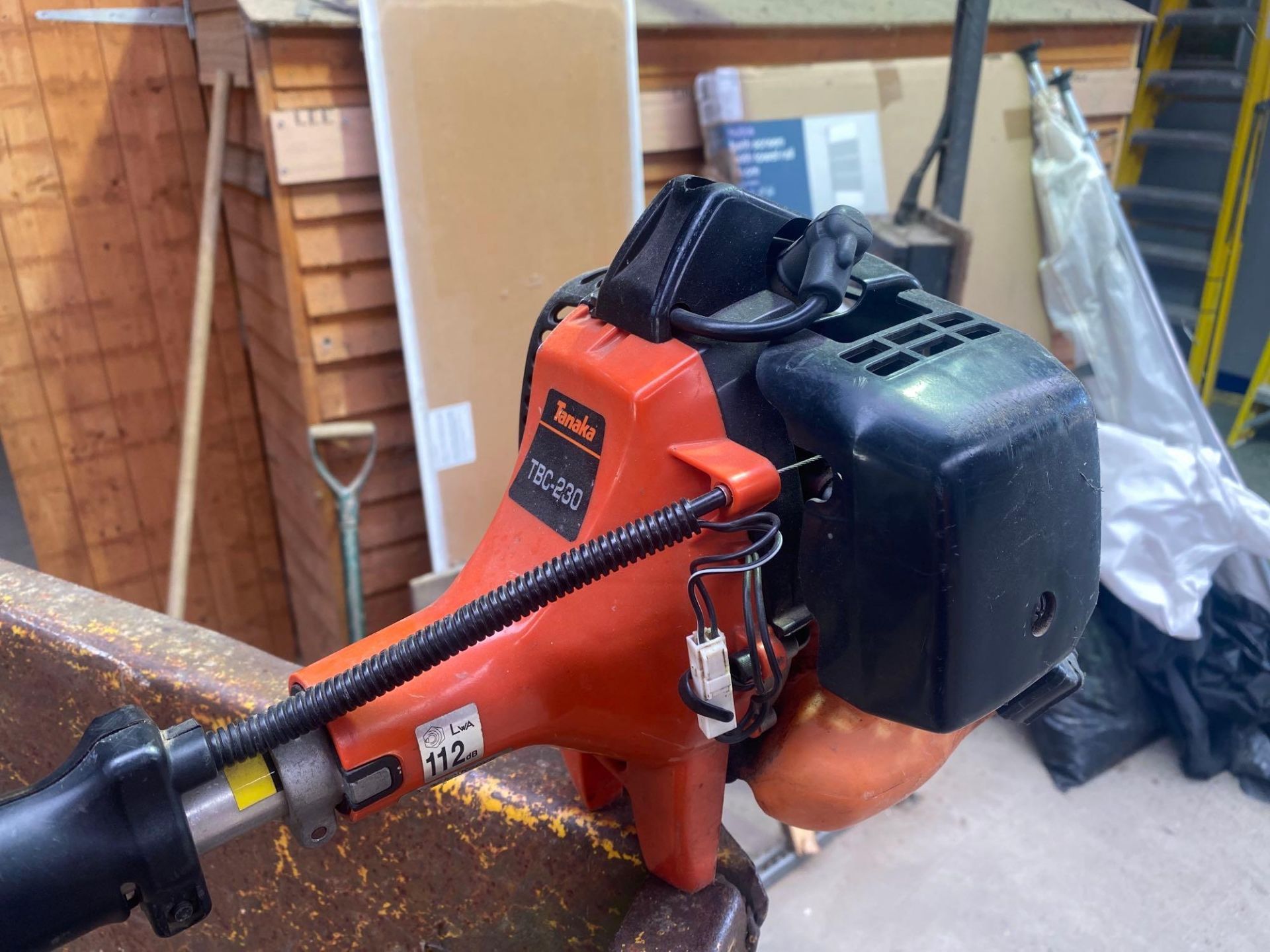 Tanaka TBC-230 petrol driven hedge trimmer