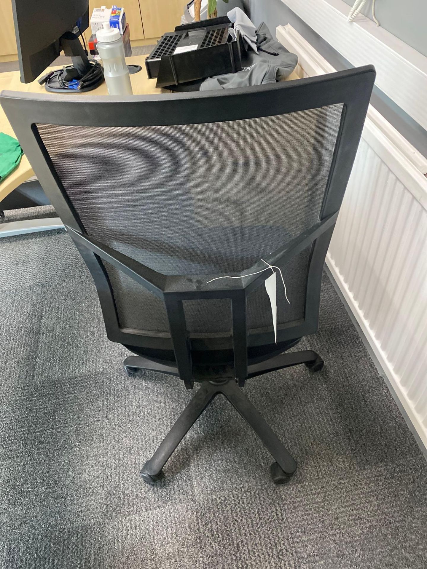 OCEE Design Airo mesh office chair. Please note no arm rests with this lot - Image 2 of 3