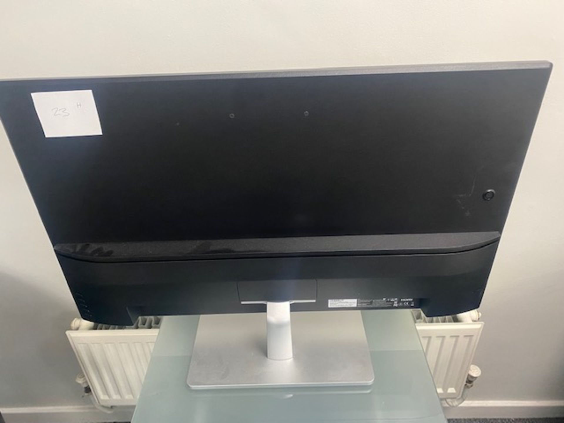 Hewlett-Packard 31.5” LCD display monitor - Image 2 of 3