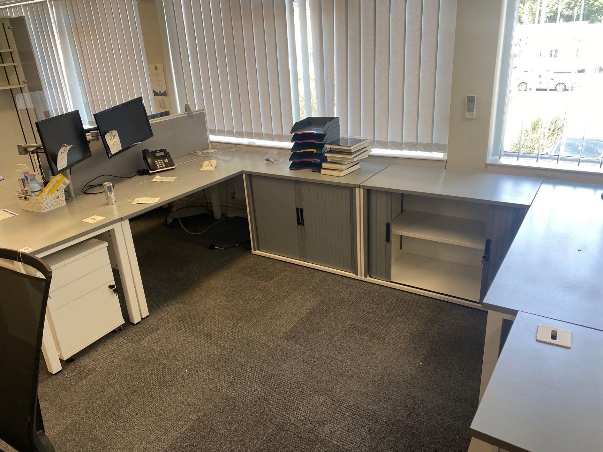 Two x 3 section desk pod comprising two desks 160cm x 80cm, one end desk 163cm x 60cm, two white - Image 3 of 5