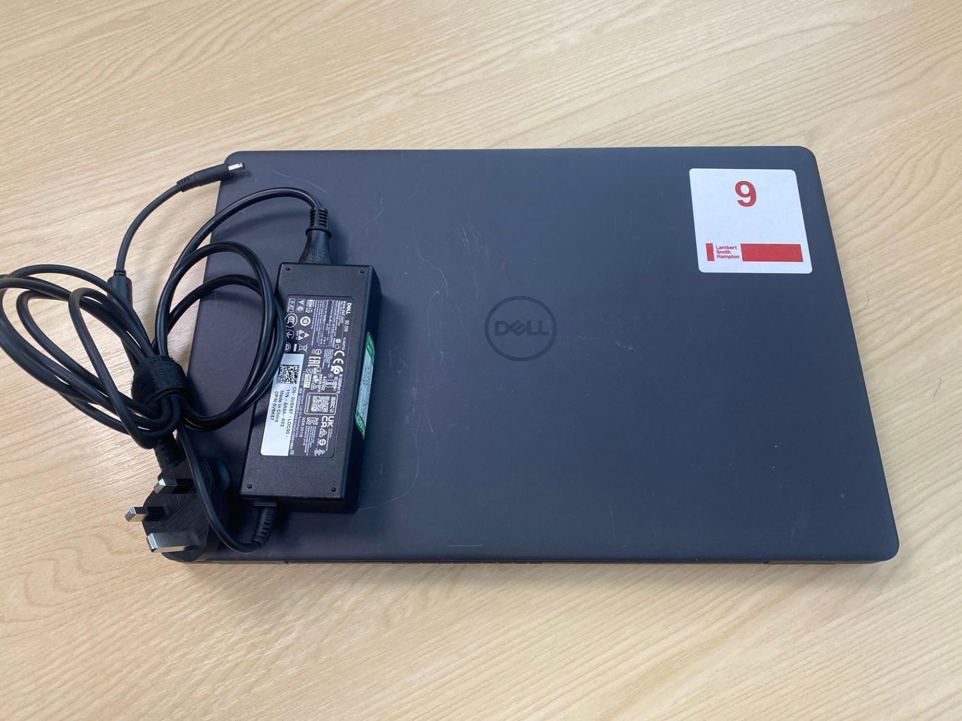 Dell Inspiron 15 3000, 15” laptop with i7processor complete with charger - Image 4 of 4