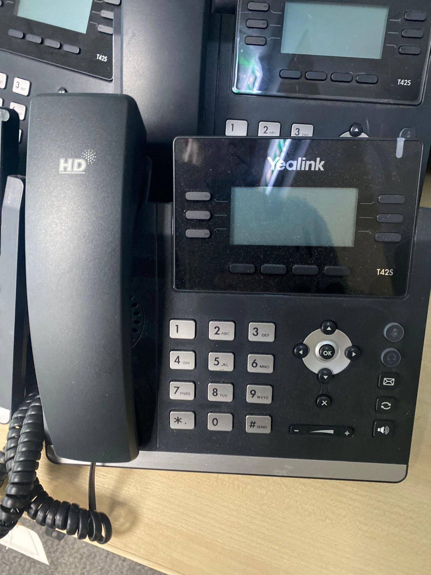 Ten Yealink T42S IP telephones - Image 2 of 3