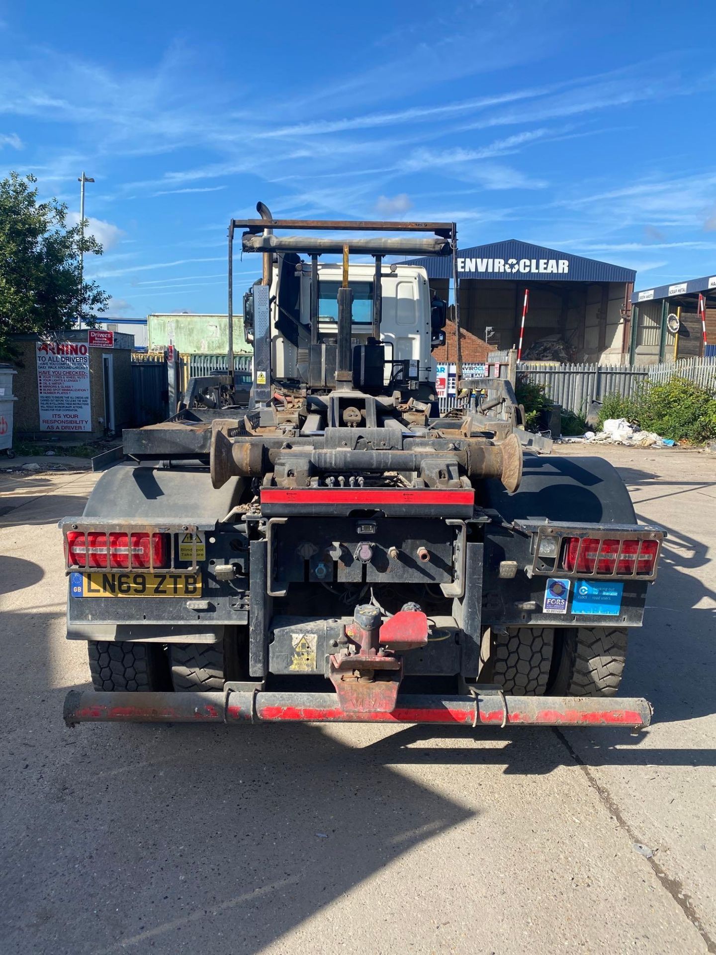 DAF CF 480 FAD EURO 6 Construction Hook Loader, 32 ton - Image 4 of 17