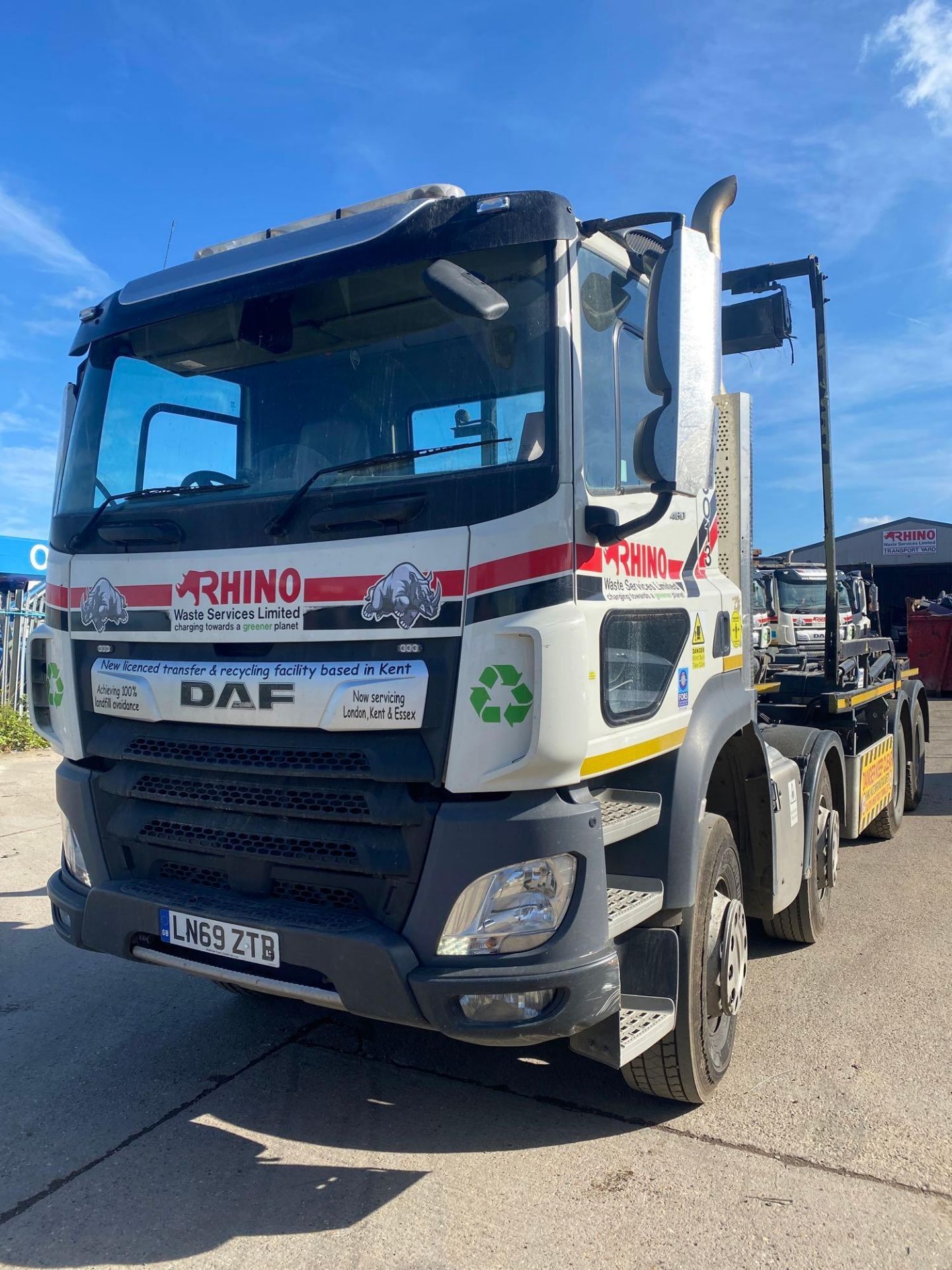 DAF CF 480 FAD EURO 6 Construction Hook Loader, 32 ton