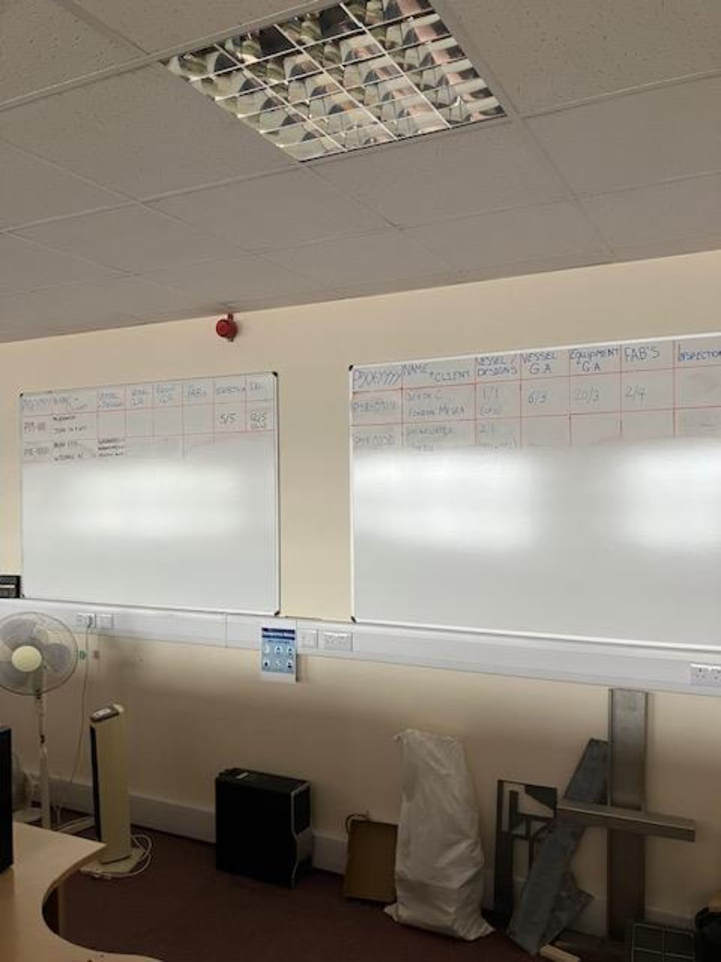 Six whiteboards, approx 1.8 x 1.2m, two whiteboards approx 1.2 x 800m - Image 4 of 5