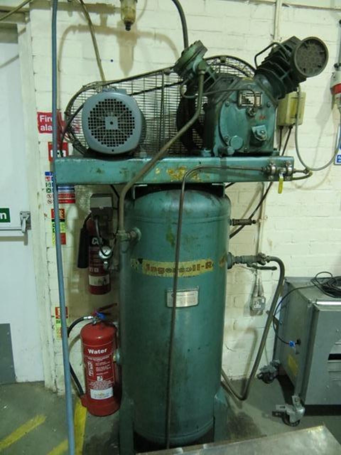 Welded air receiver with Ingersoll Rand type 30 compressor 13 bar 170 litres (c. 1979) (415v)