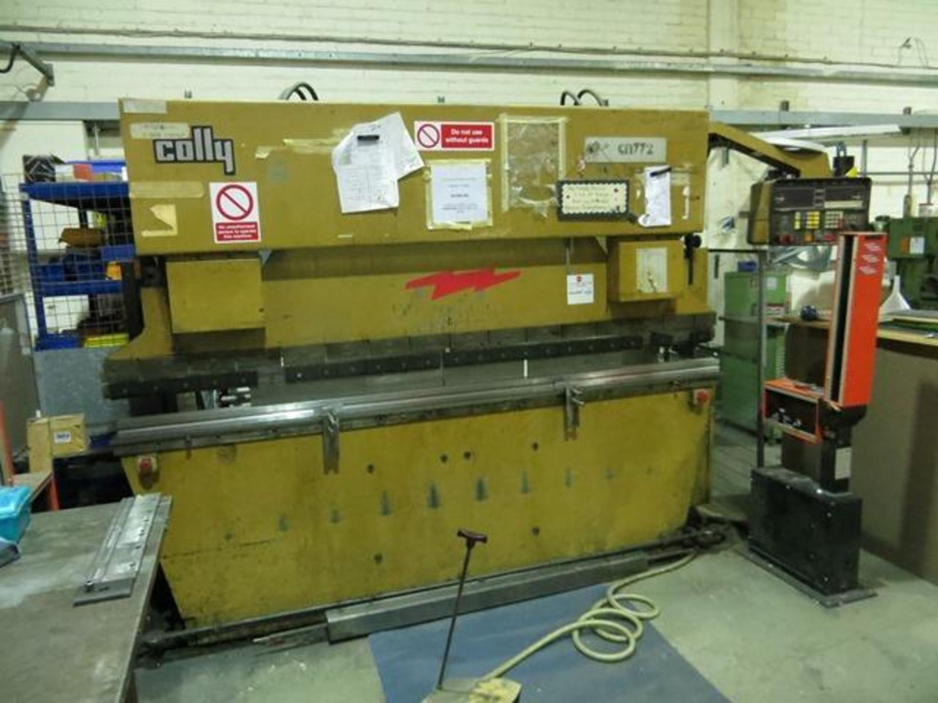 Colly 65 ton press brake (1991) Model 655