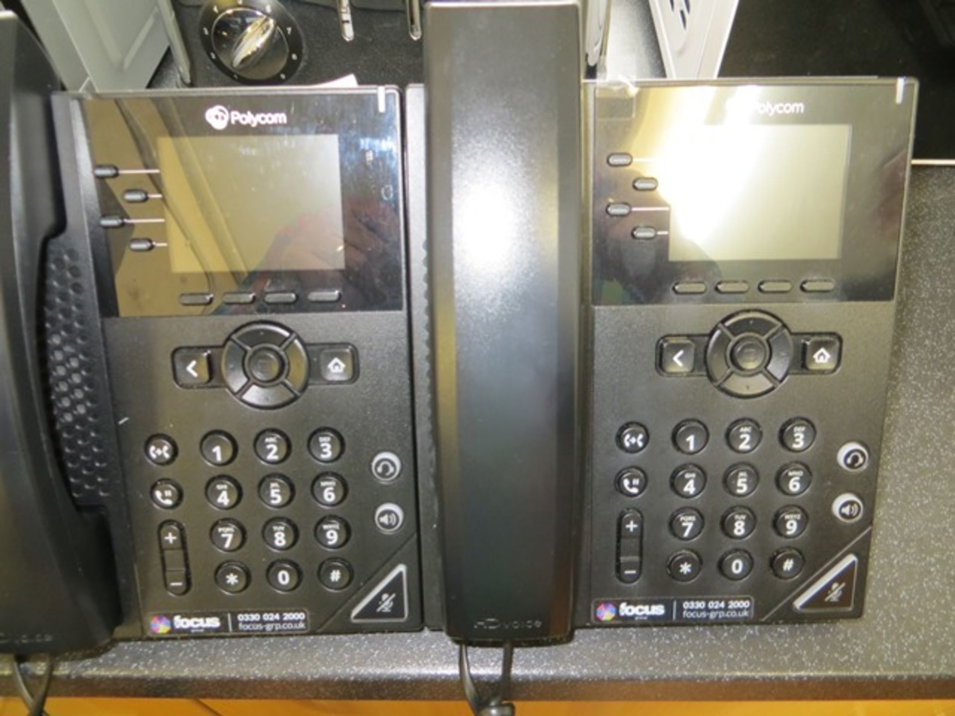 Five Polycom model VVX250 VOIP HD Voice IP Phones