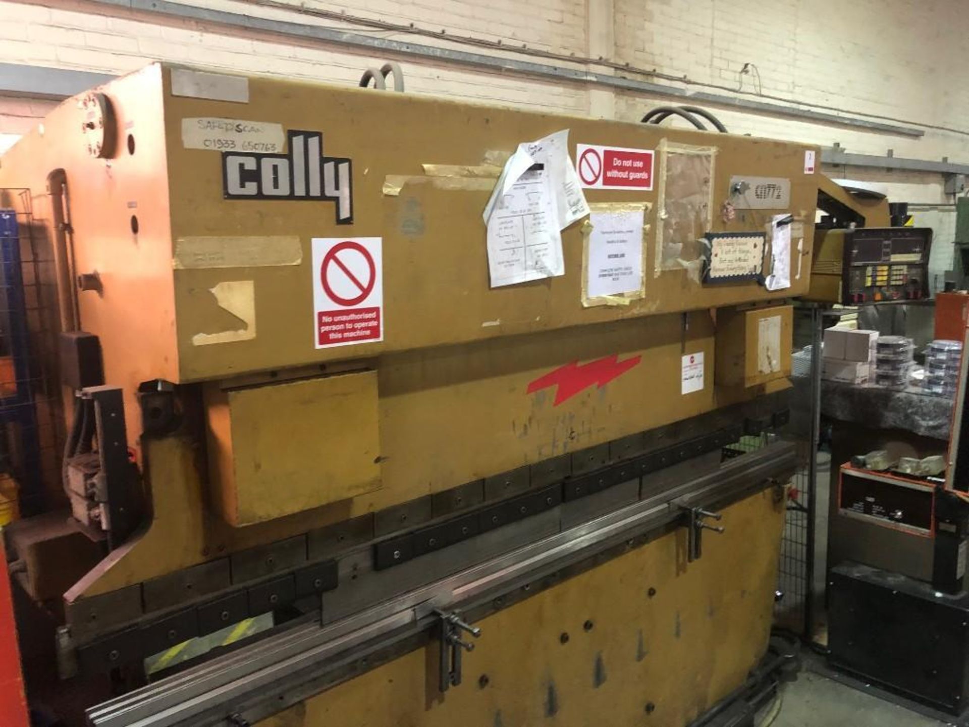 Colly 65 ton press brake (1991) Model 655 - Image 9 of 11