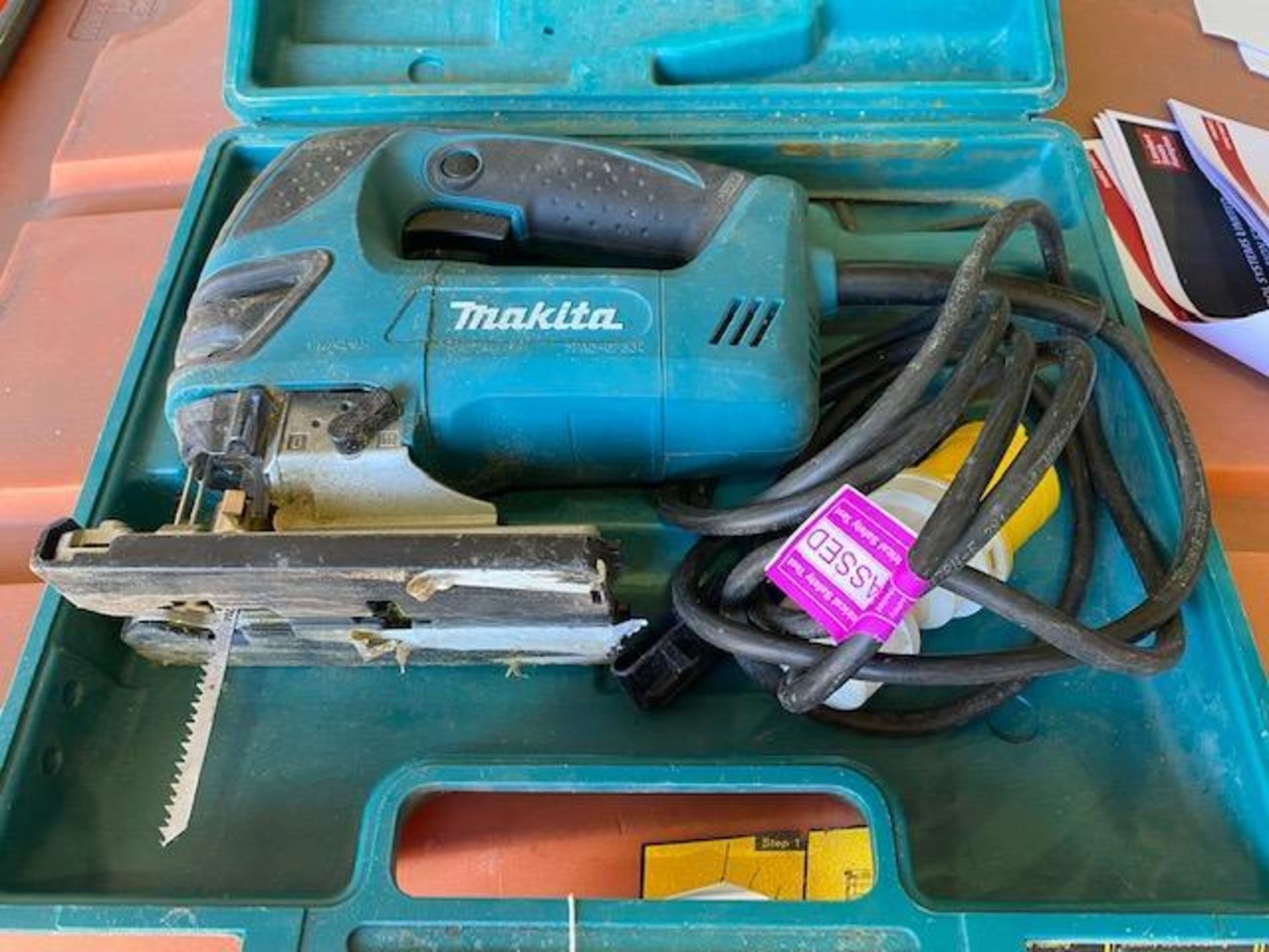 Makita 4350 FCT jig saw 110v