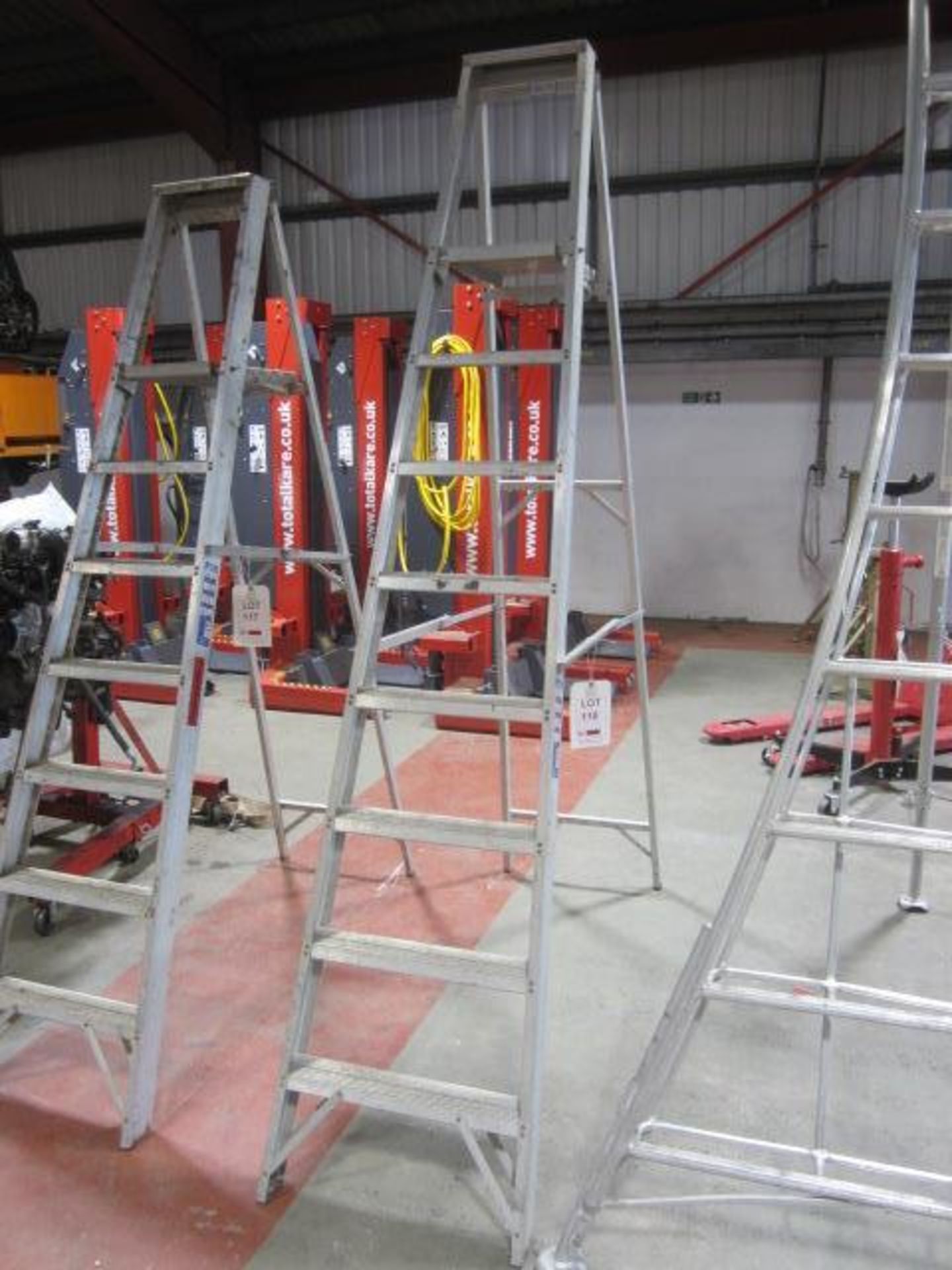 Aluminium step ladder, 8 tread