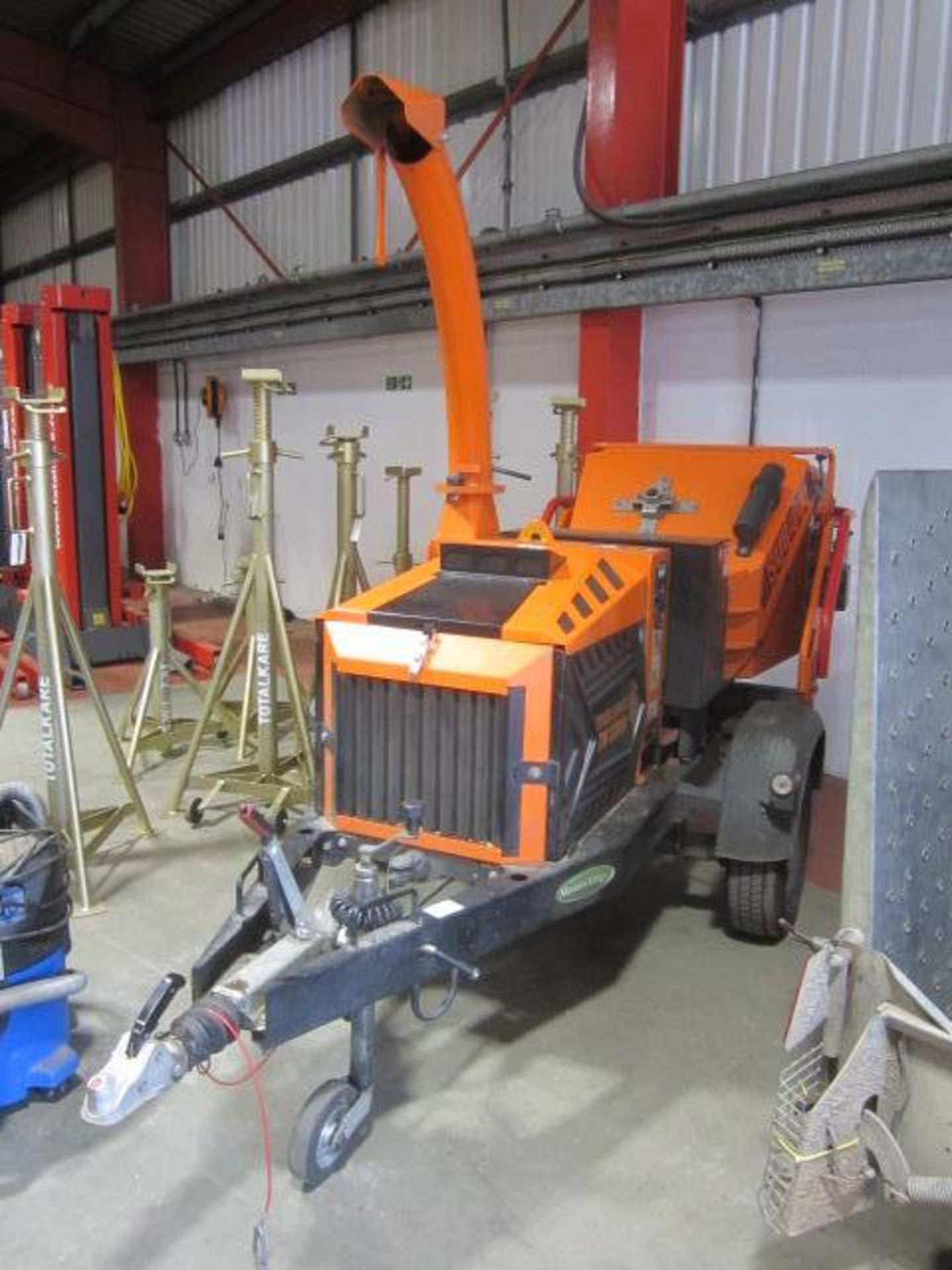 Timber Wolf TW230HB, Sub 750kg petrol single axle towable chipper, serial number 37A1MS2411060 (