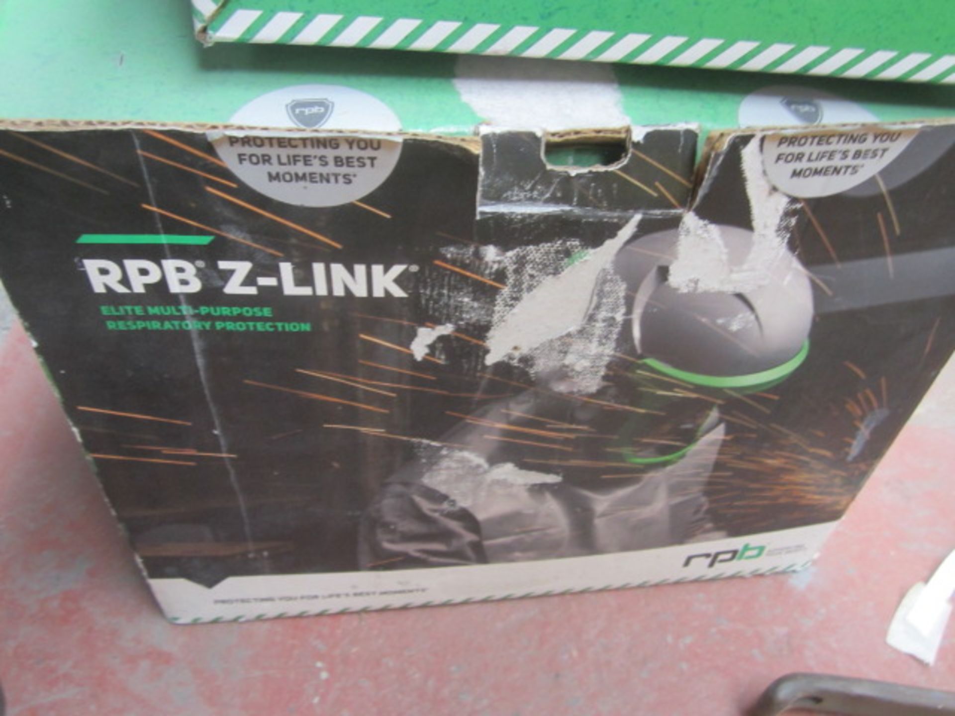 Z-Link+ RPB welding helmet and respirator set - Image 3 of 5