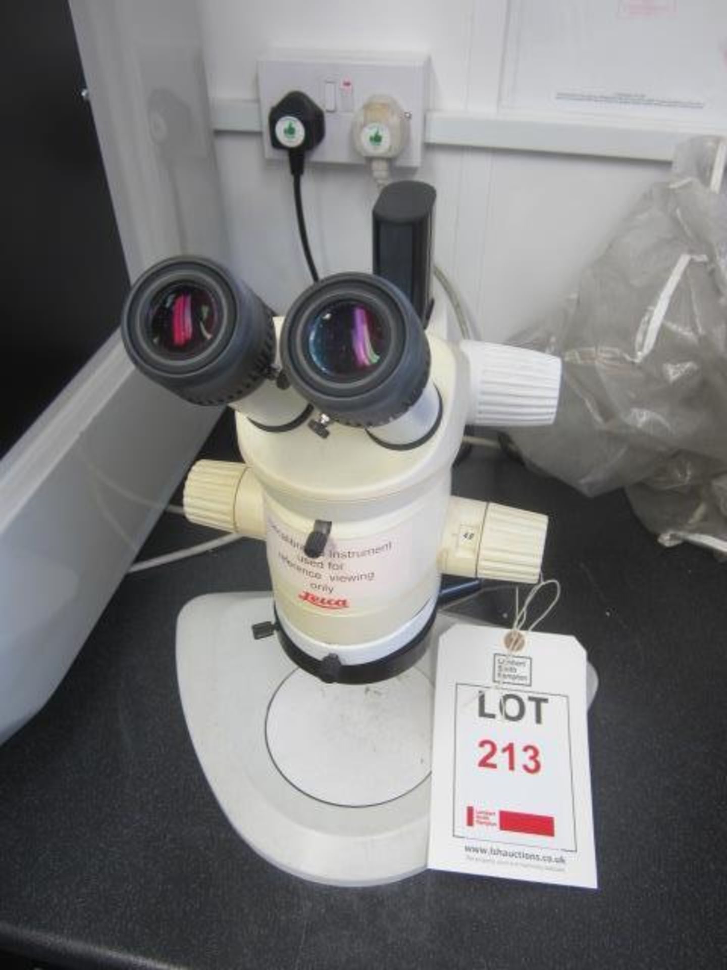 Leica MZ6 microscope with a Leica GLS 150 light source - Image 2 of 3