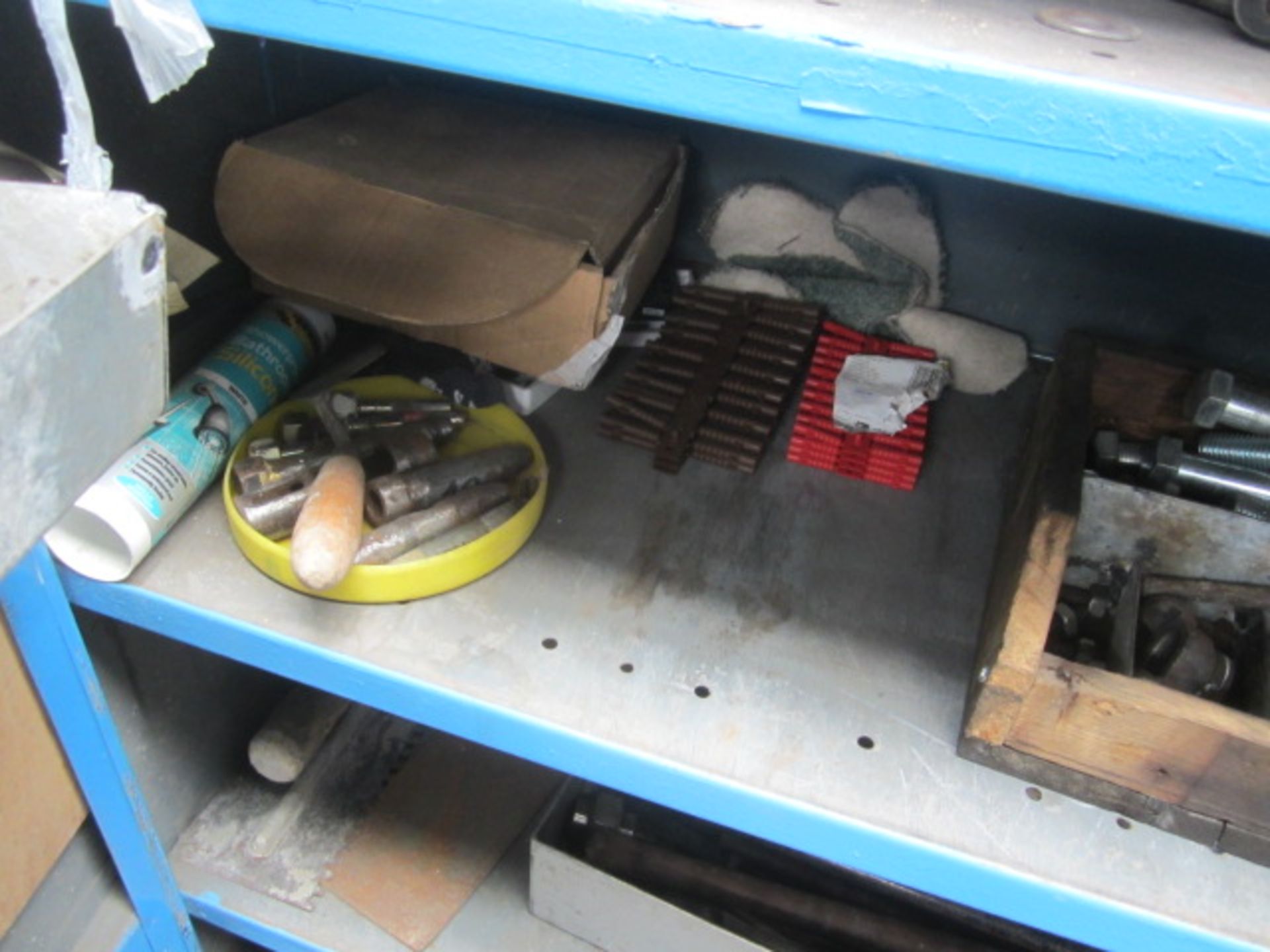 Twin door cabinet and multi door locker, contents to include wrenches, spanners, hand tools, nuts, - Image 3 of 10